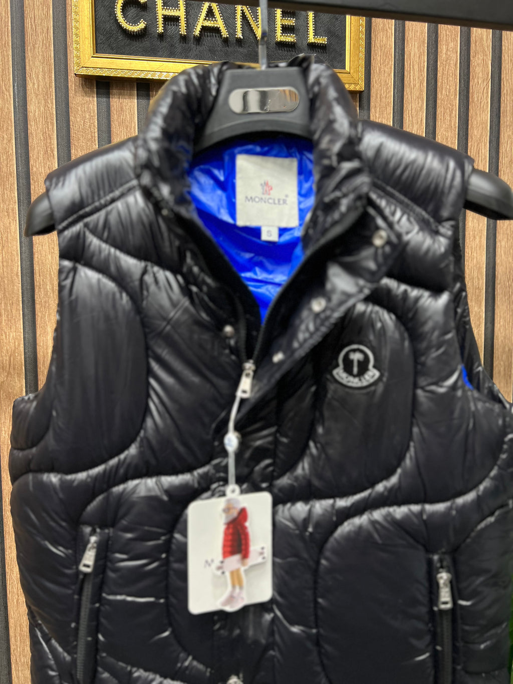 Moncler αμάνικο m-0066