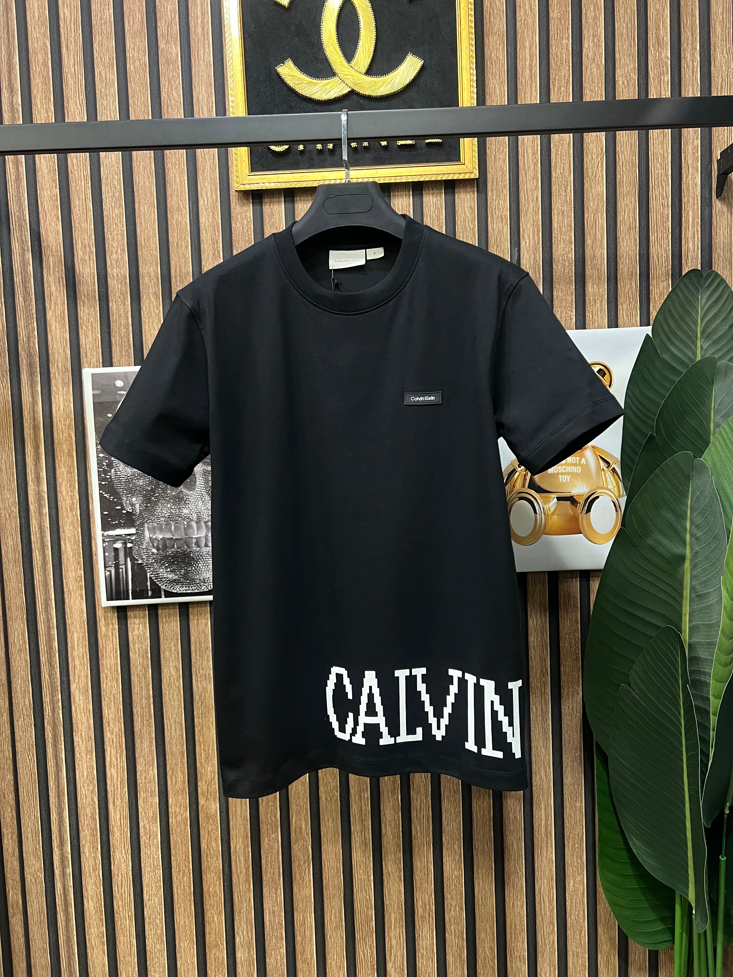 T-shirt Calvin Klein c-672