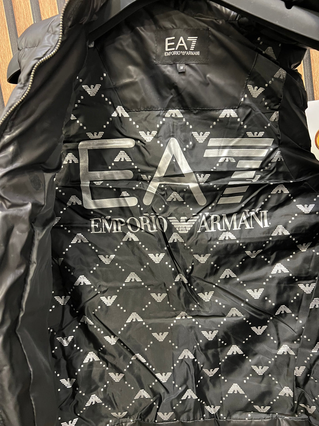 Emporio Armani EA7  αμάνικο e-1016