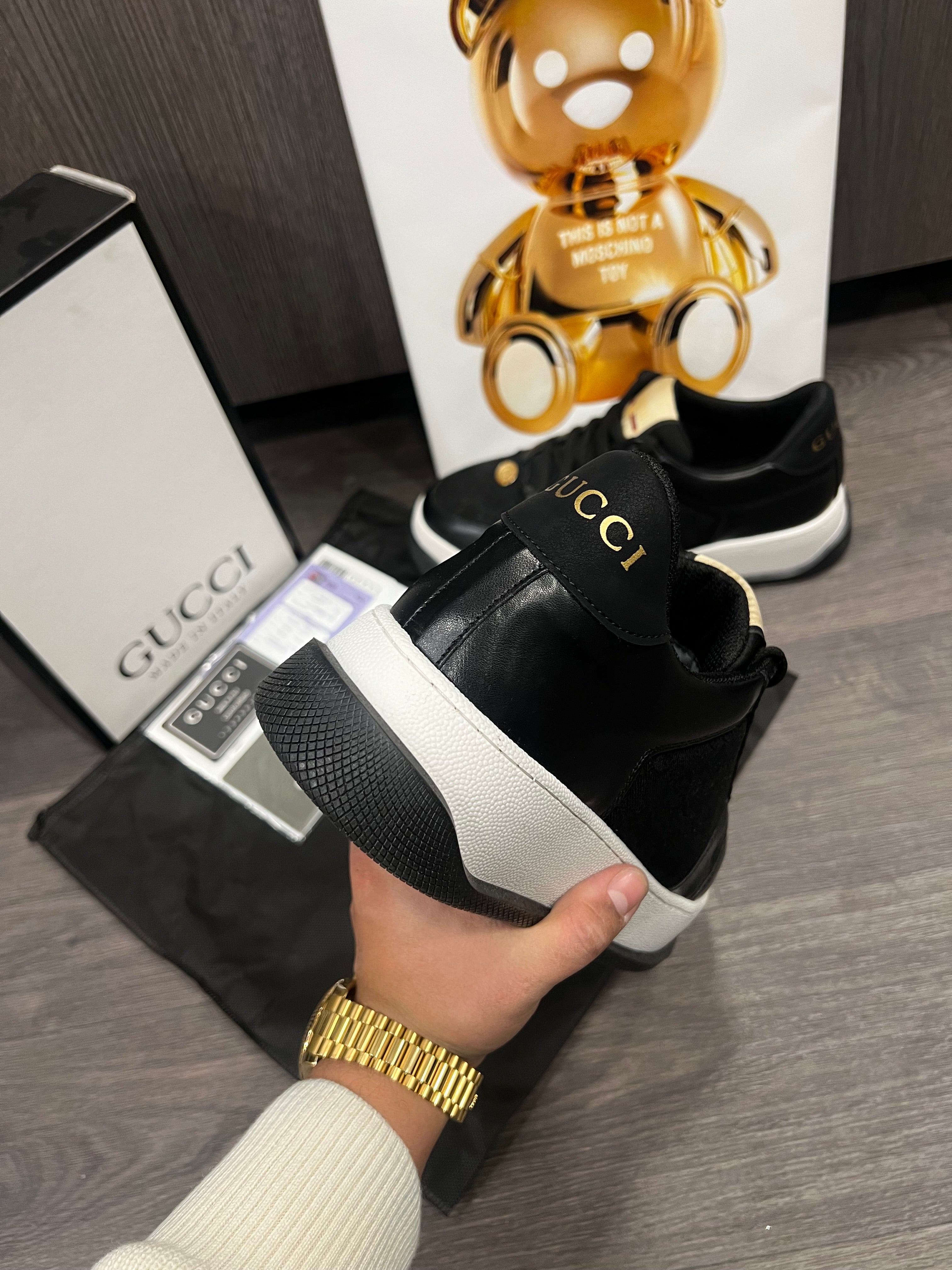 Sneakers  Gucci g-90