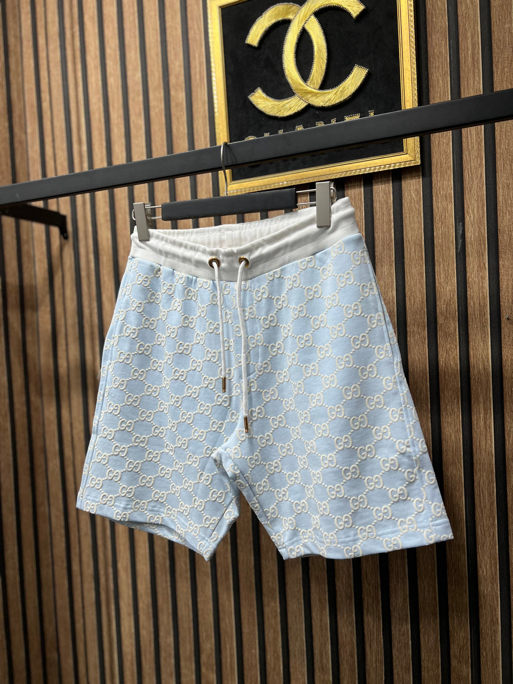 Gucci βερμούδα ανάγλυφο monogram g-2772