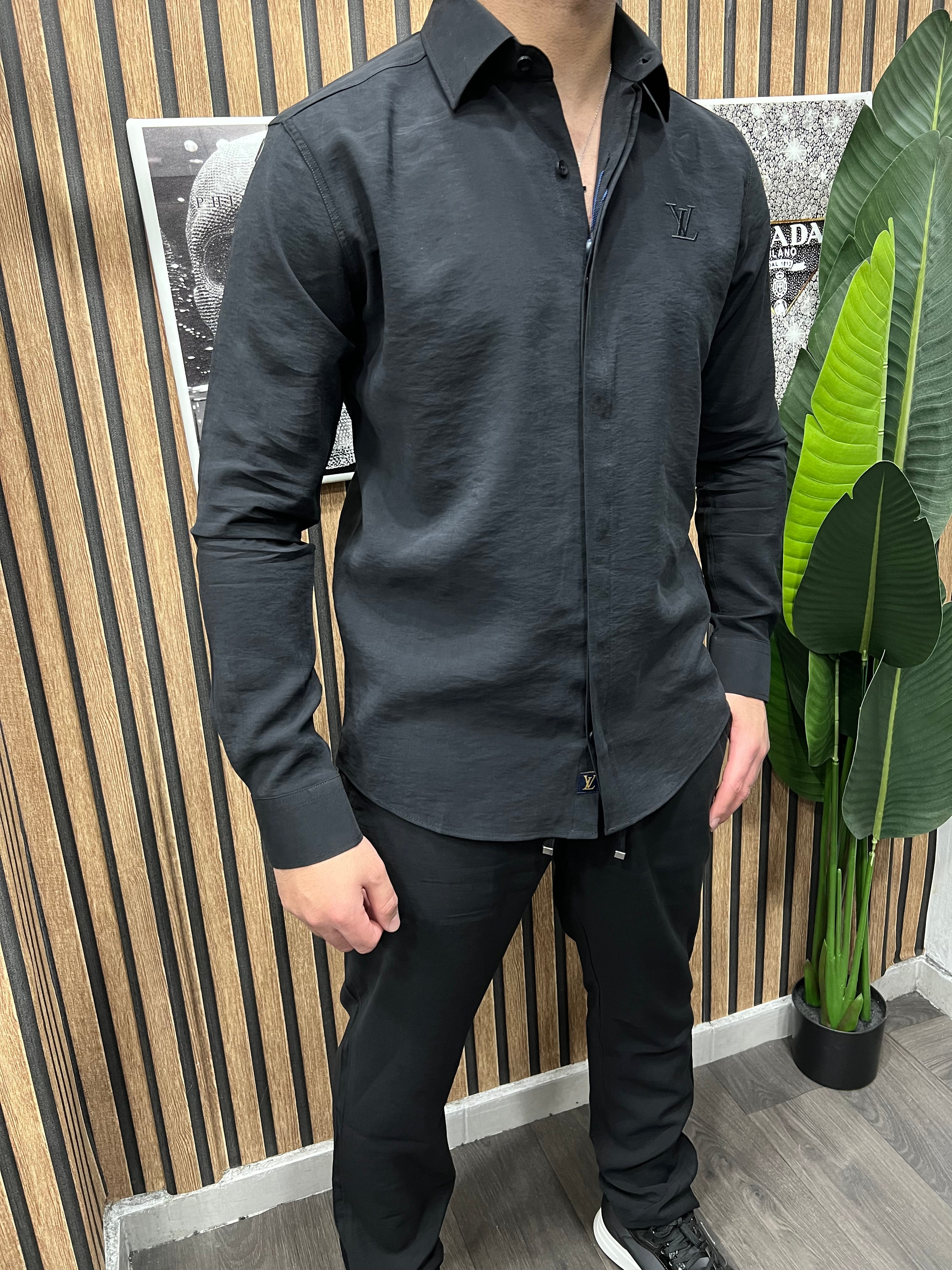 Louis Vuitton set lv-44