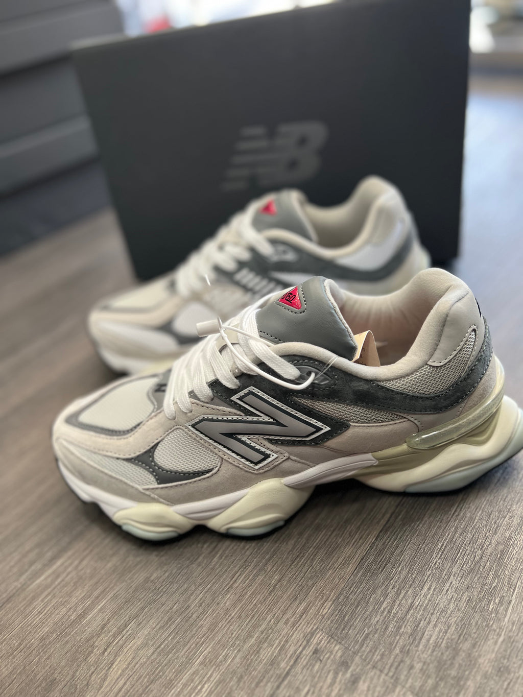New balance 9060