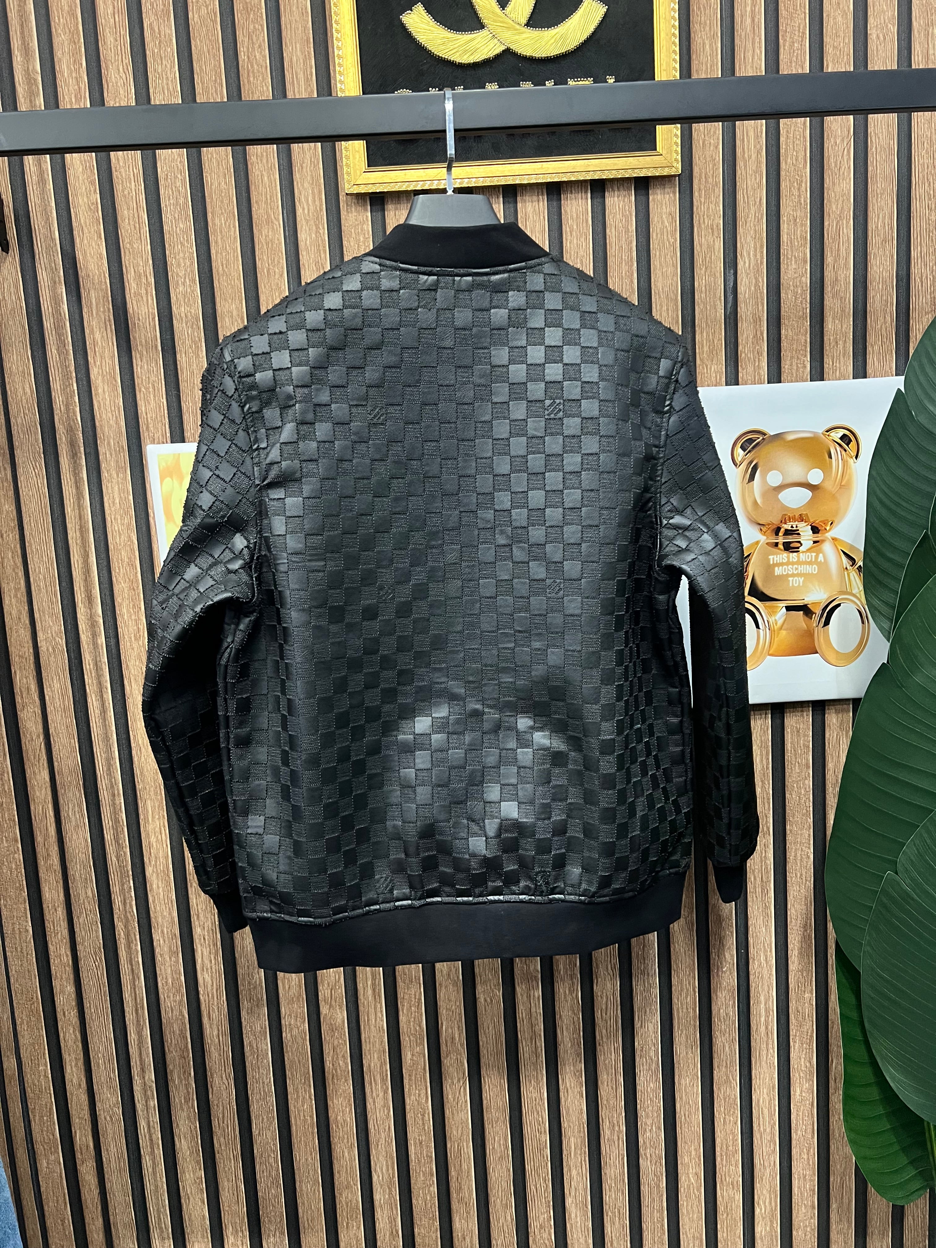 Louis Vuitton jacket lv-40