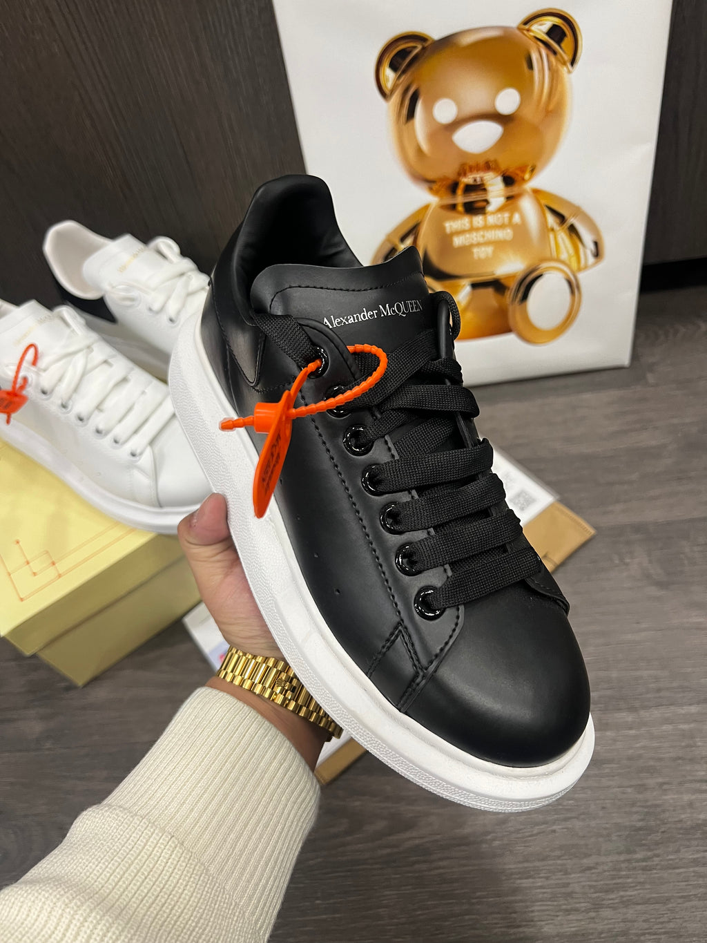 Sneakers  Alexander McQueen black white amc-10