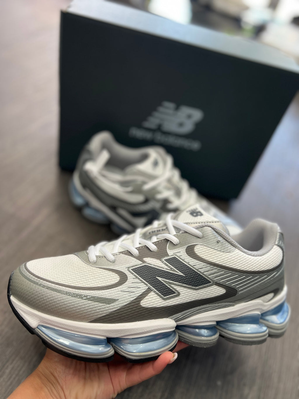 New balance 2000