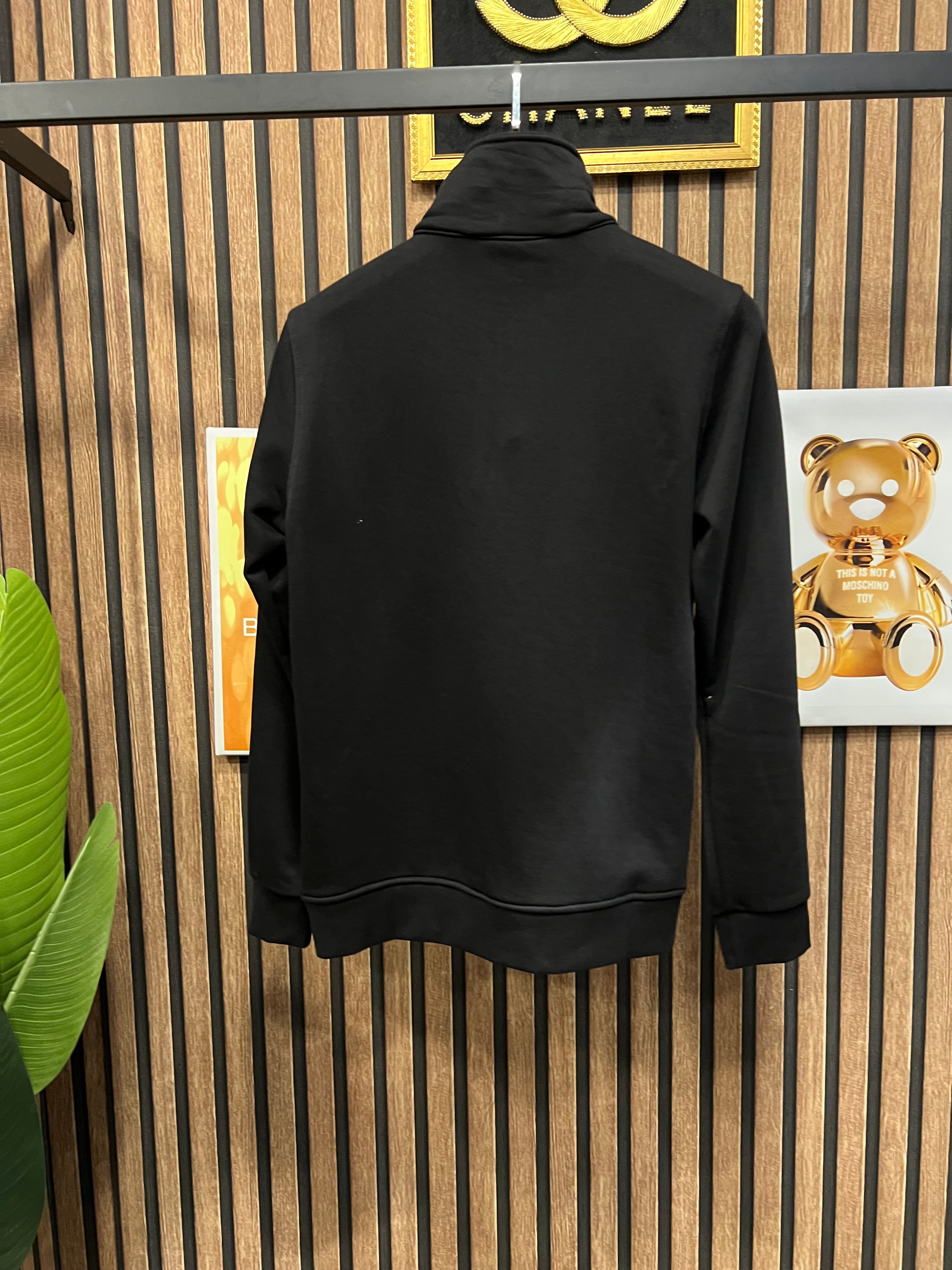 Hugo Boss μπλούζα με φερμουάρ στο γιακά h-020