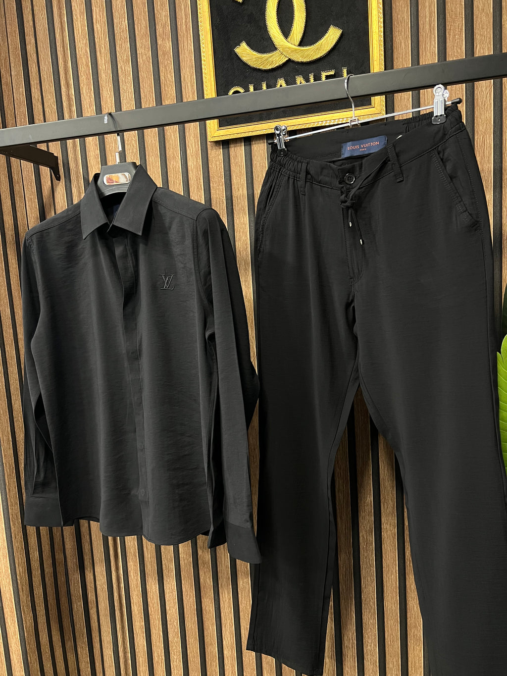 Louis Vuitton set lv-44