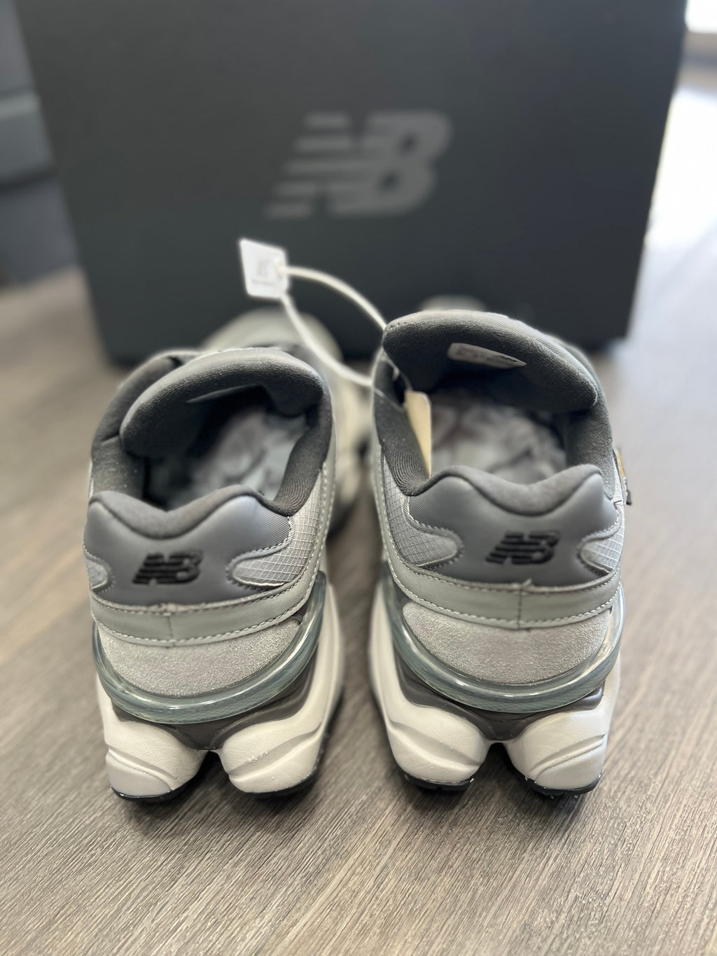 New balance 9060