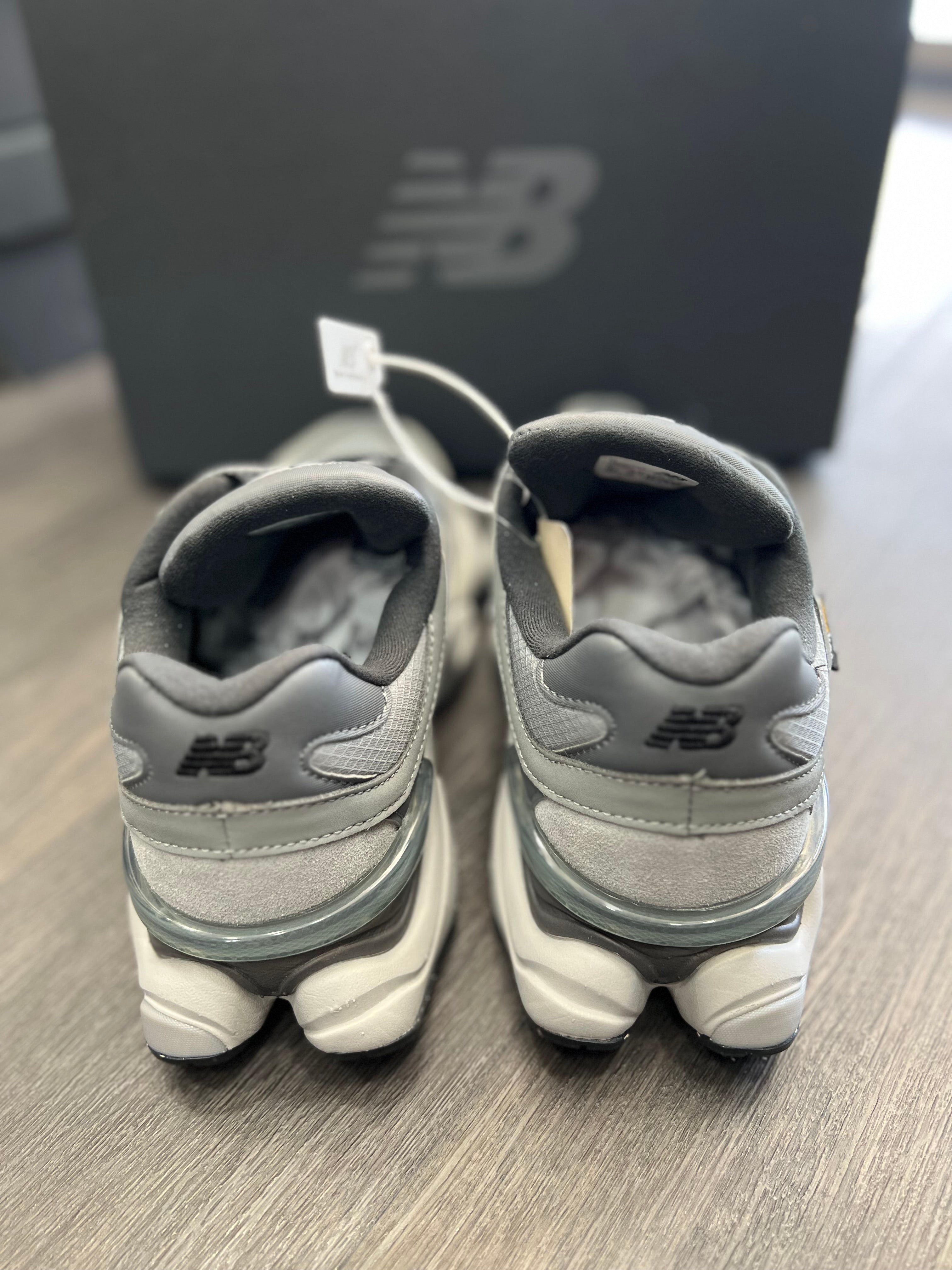 New balance 9060