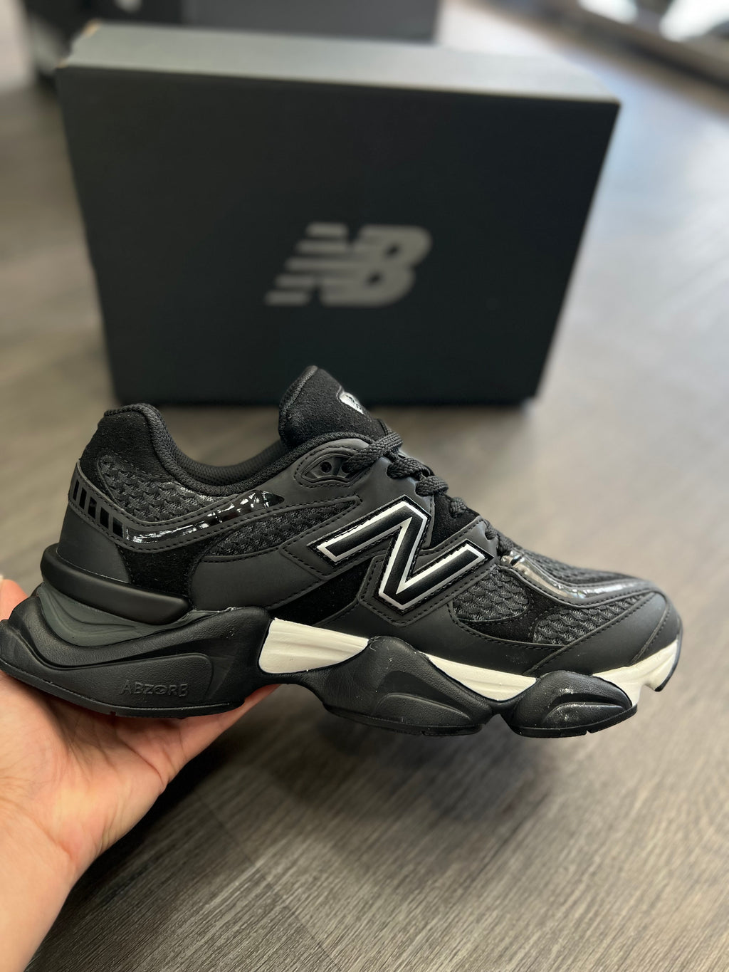 New balance 9060