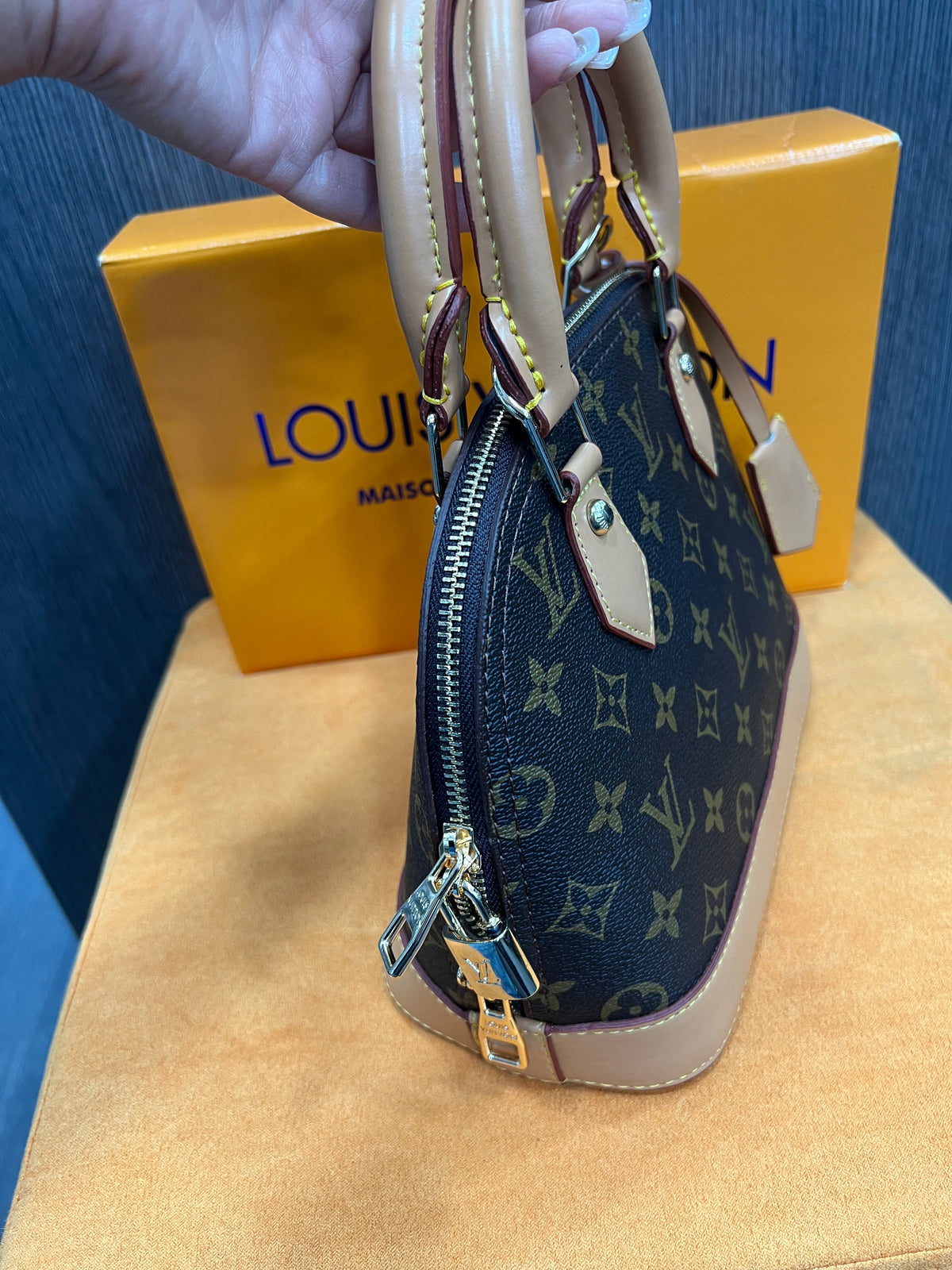Τσάντα Louis Vuitton Alma BB monogram L-0880
