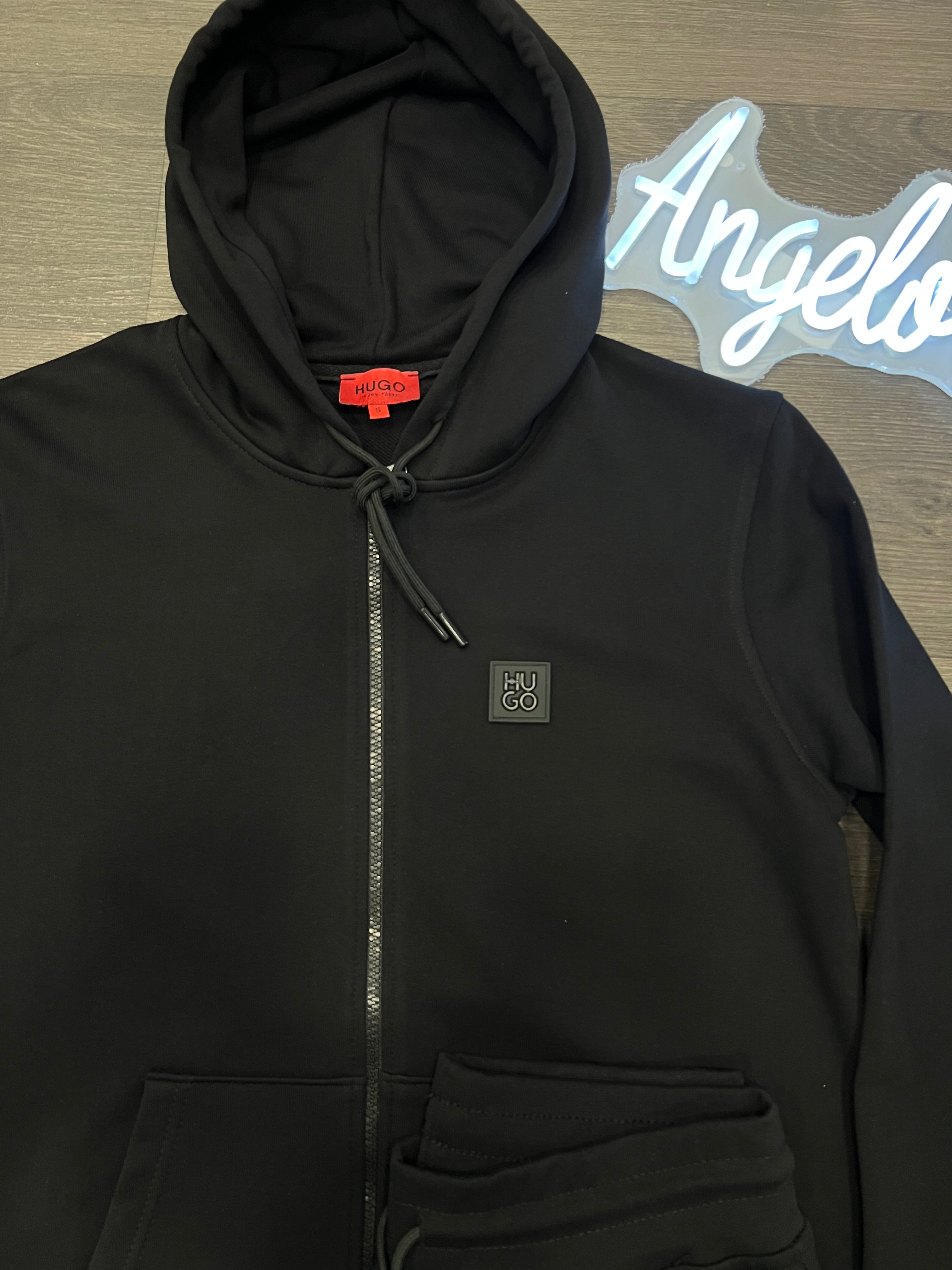 Hugo Boss σετ  με ζακέτα h-141