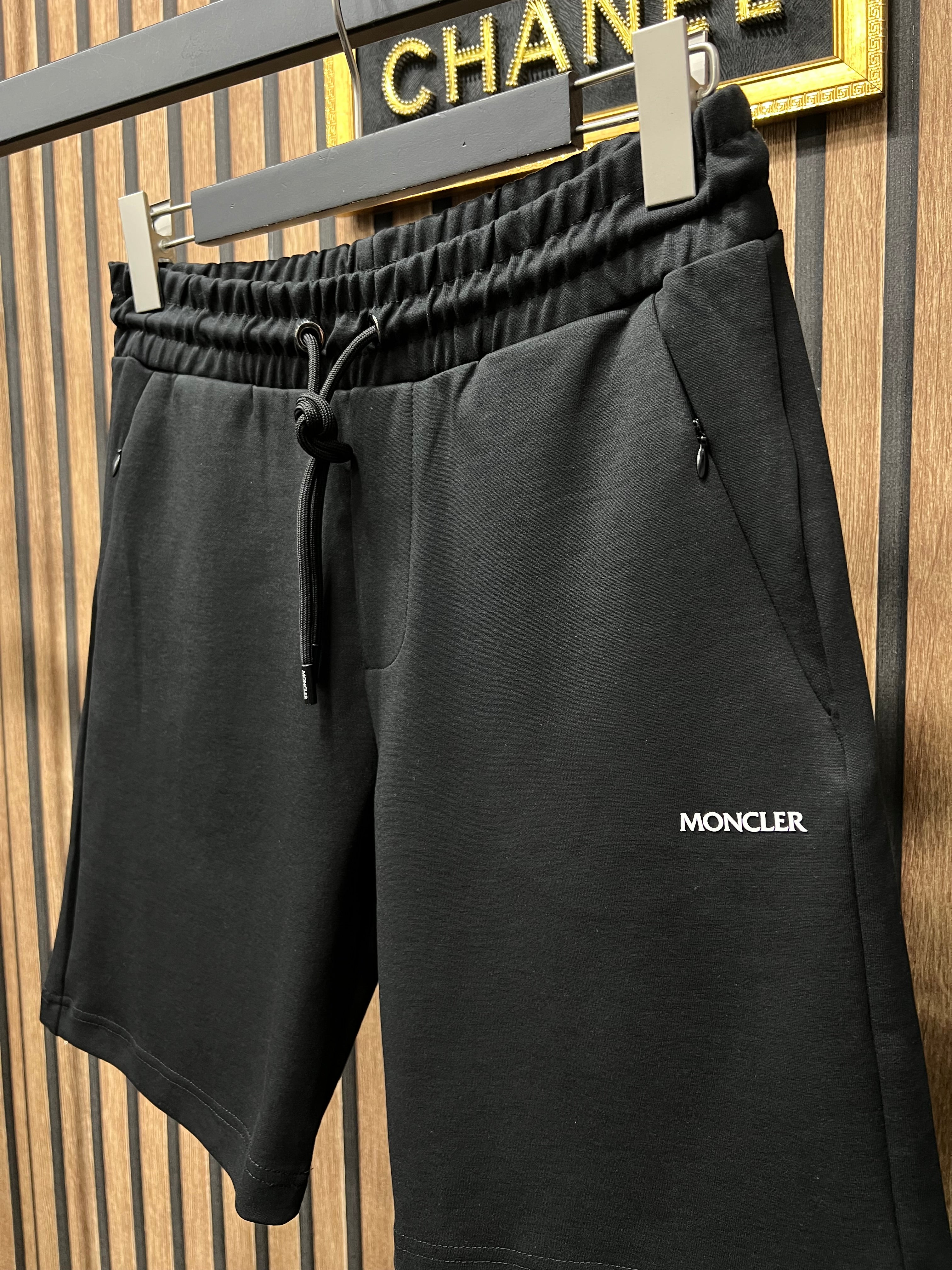 Βερμούδα Moncler m-222