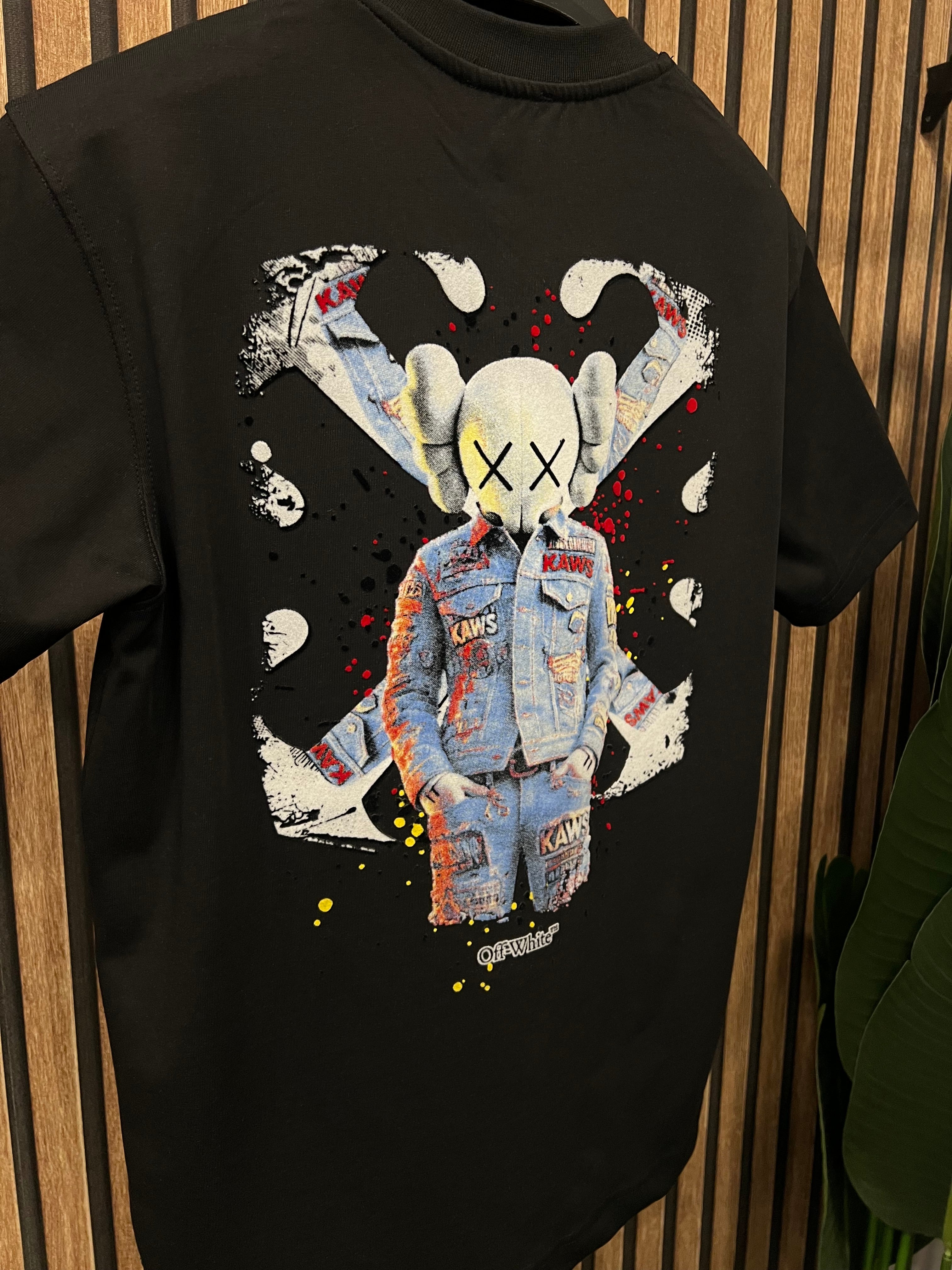 T-shirt Off White Kaws o-1020