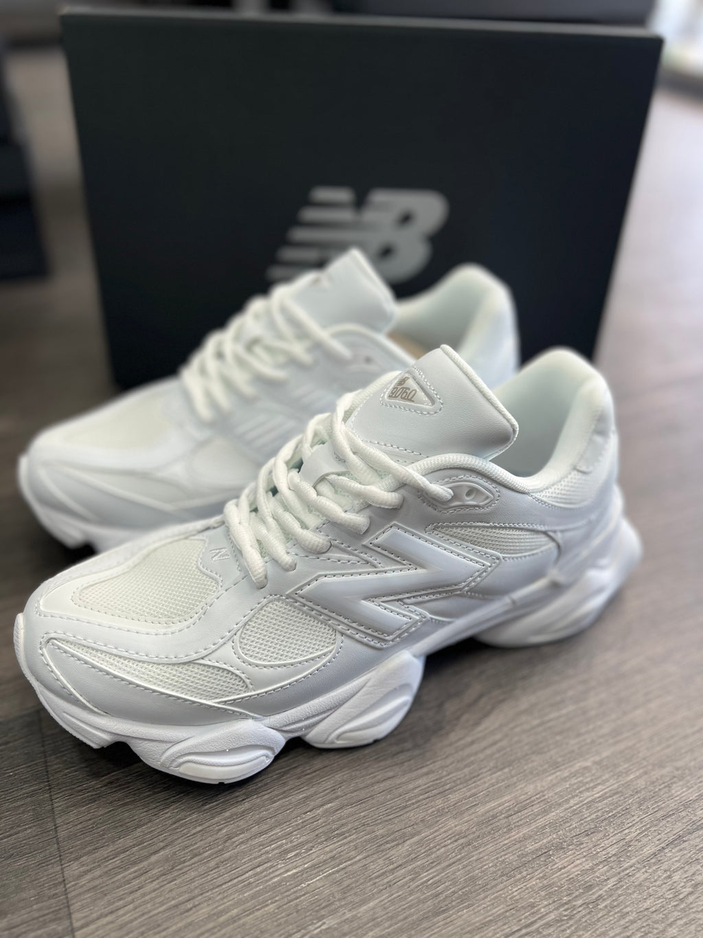 New balance 9060