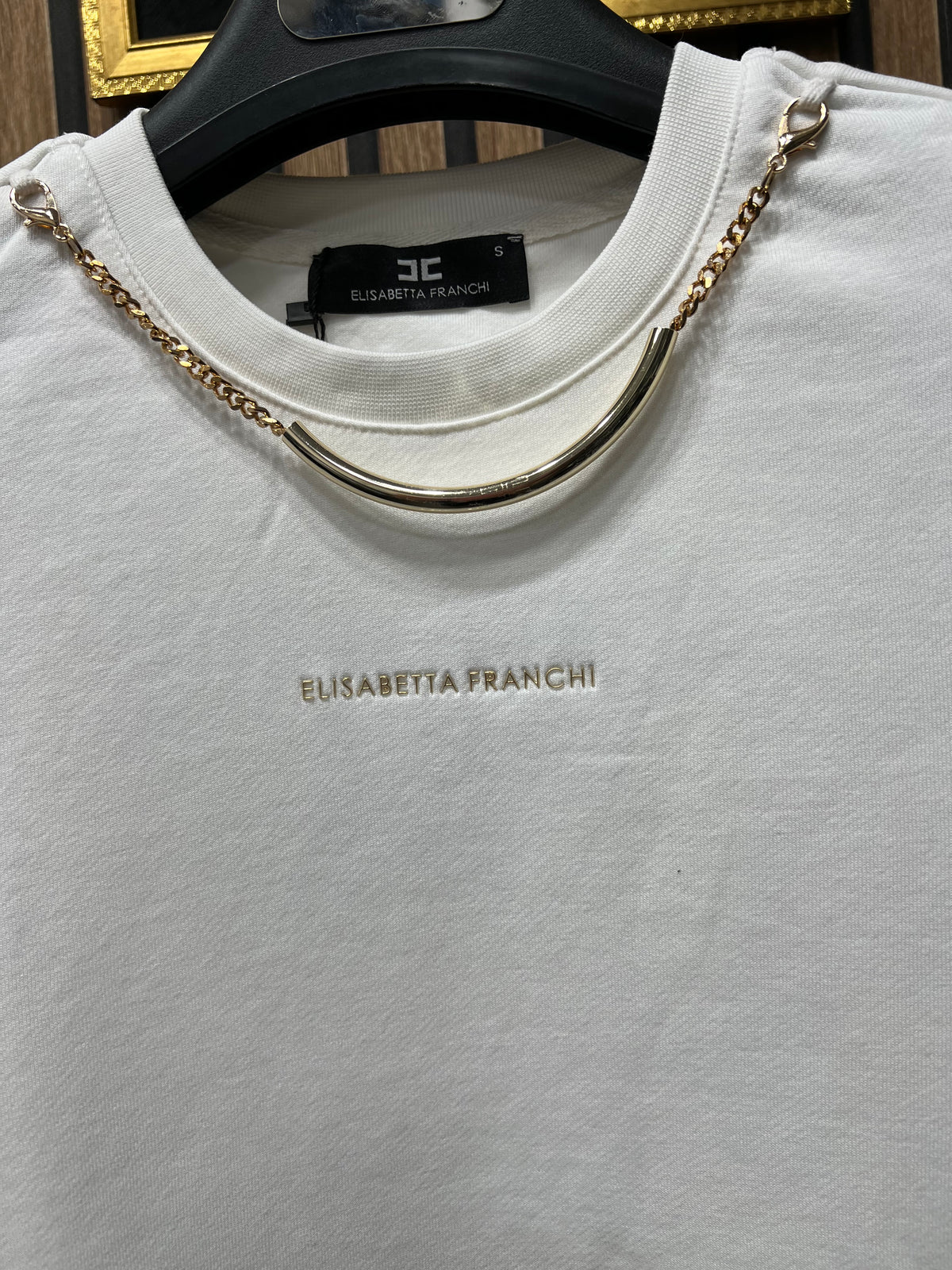 Elisabetta Franchi  γυναικείο φούτερ με κόσμημα e-104