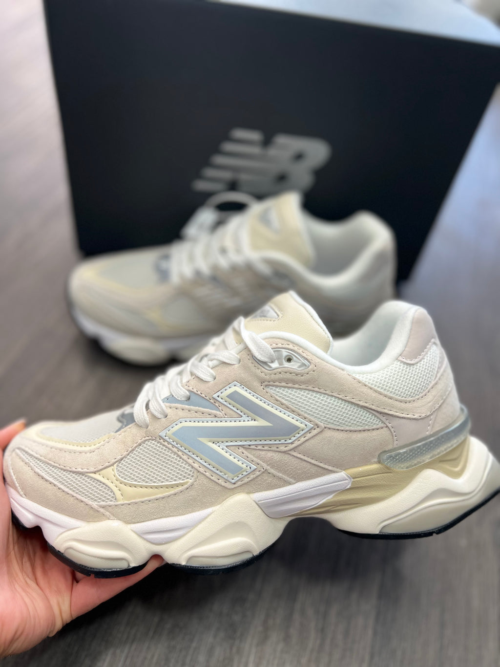 New balance 9060
