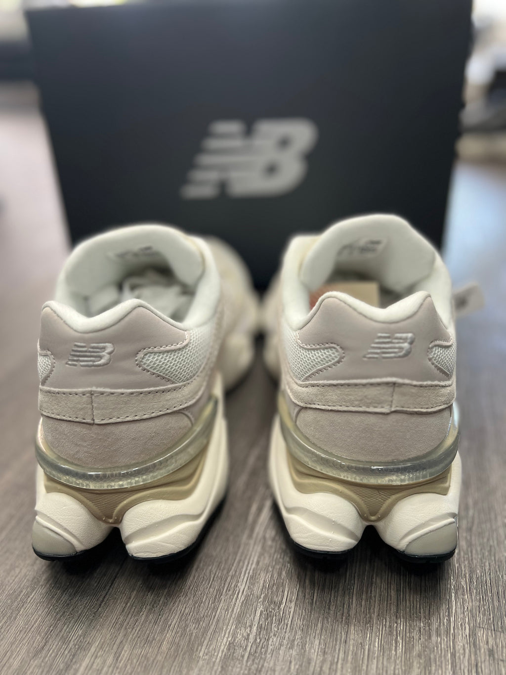 New balance 9060
