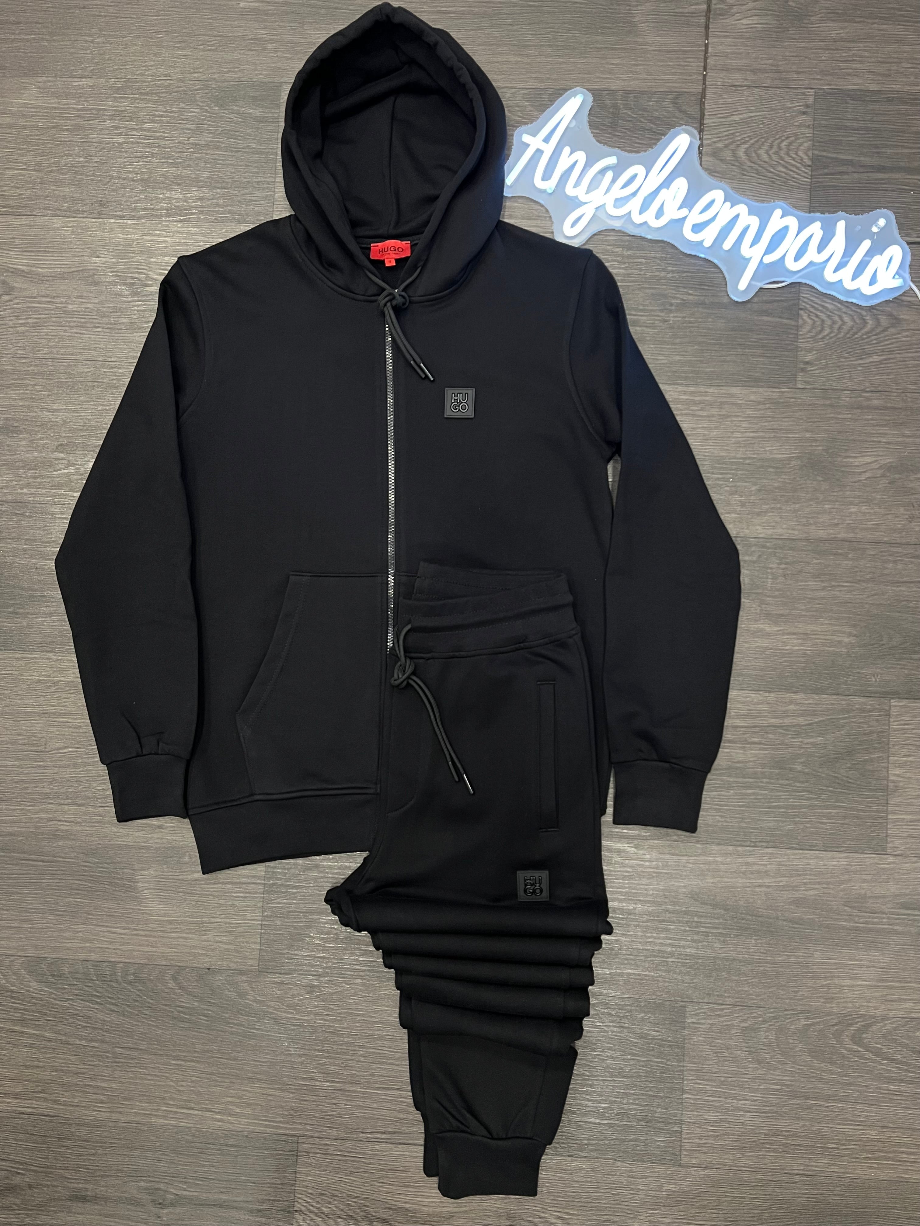 Hugo Boss σετ  με ζακέτα h-141