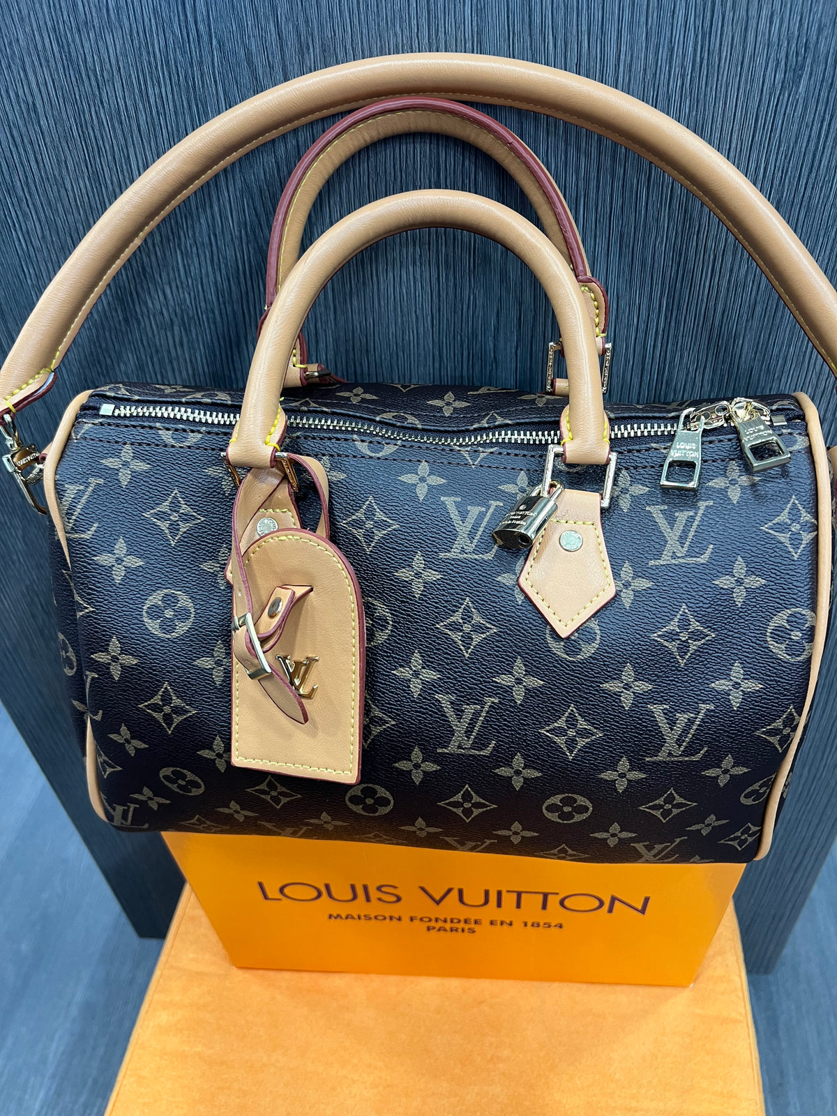 Τσάντα Louis Vuitton  Speedy Bandoulière monogram L-10