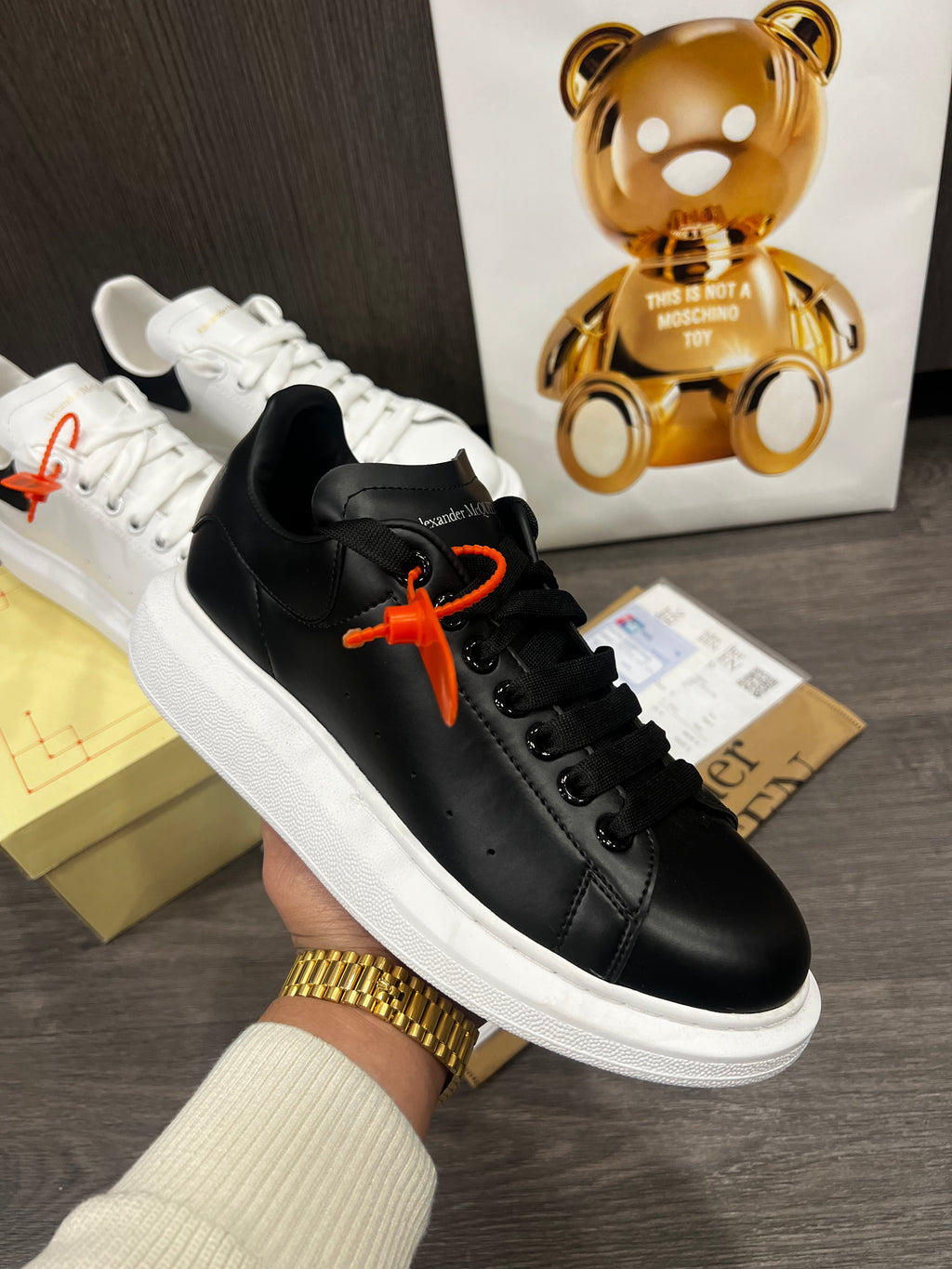 Sneakers  Alexander McQueen black white amc-10