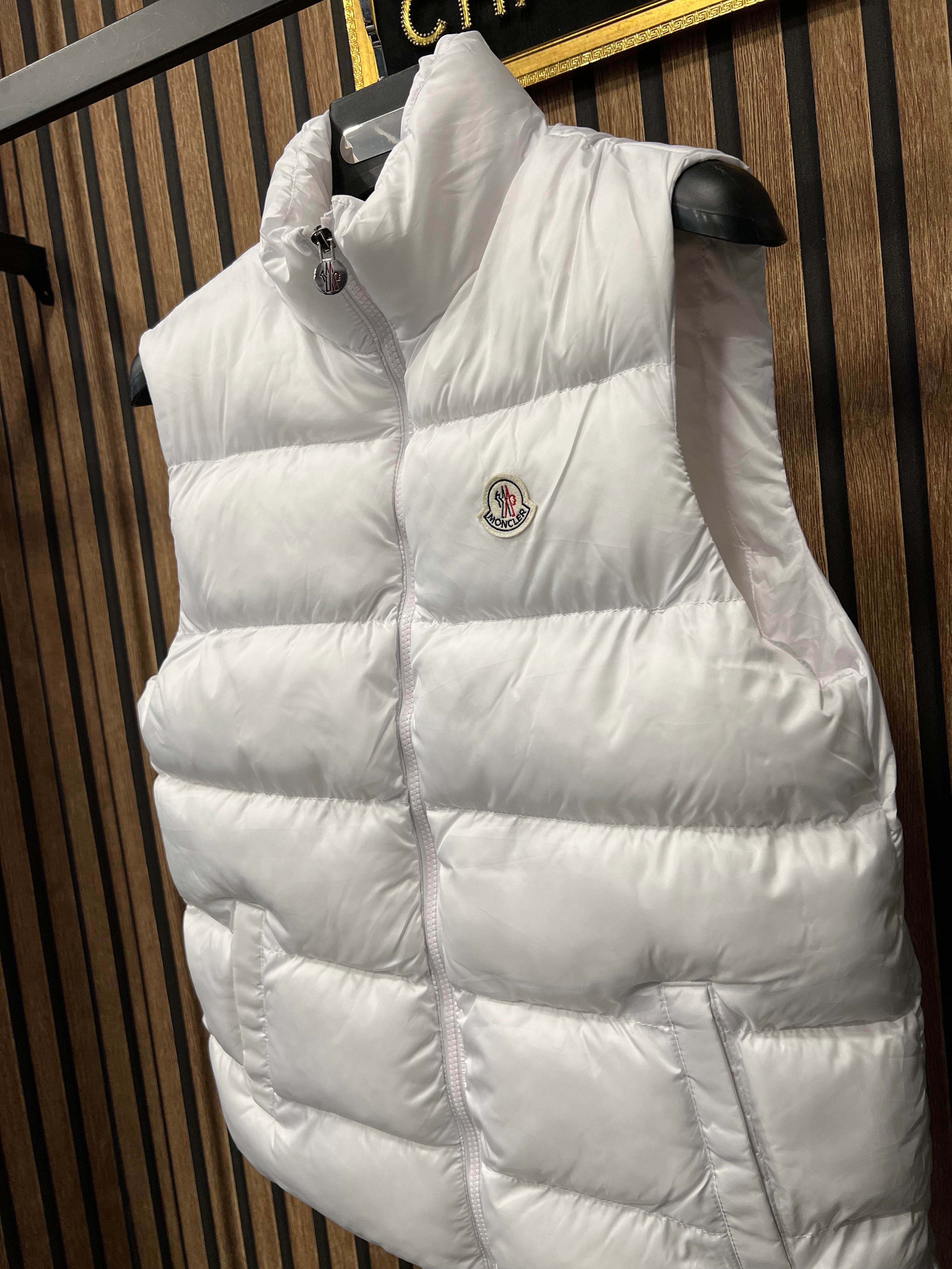 Αμάνικο Moncler white m-5443
