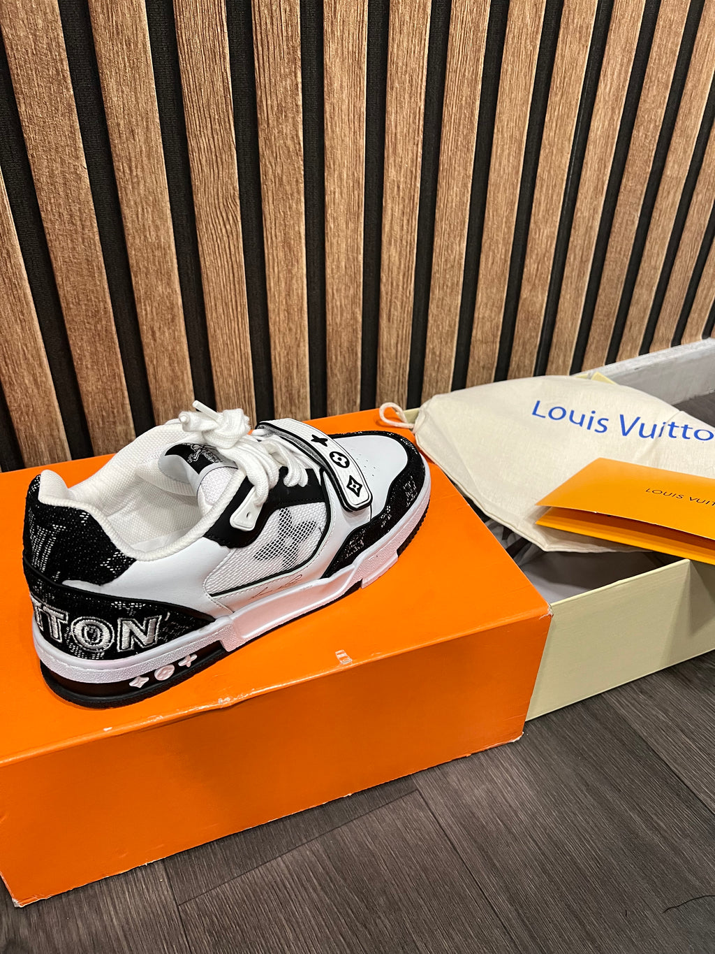 Sneakers Louis Vuitton  low trainers Lv-34