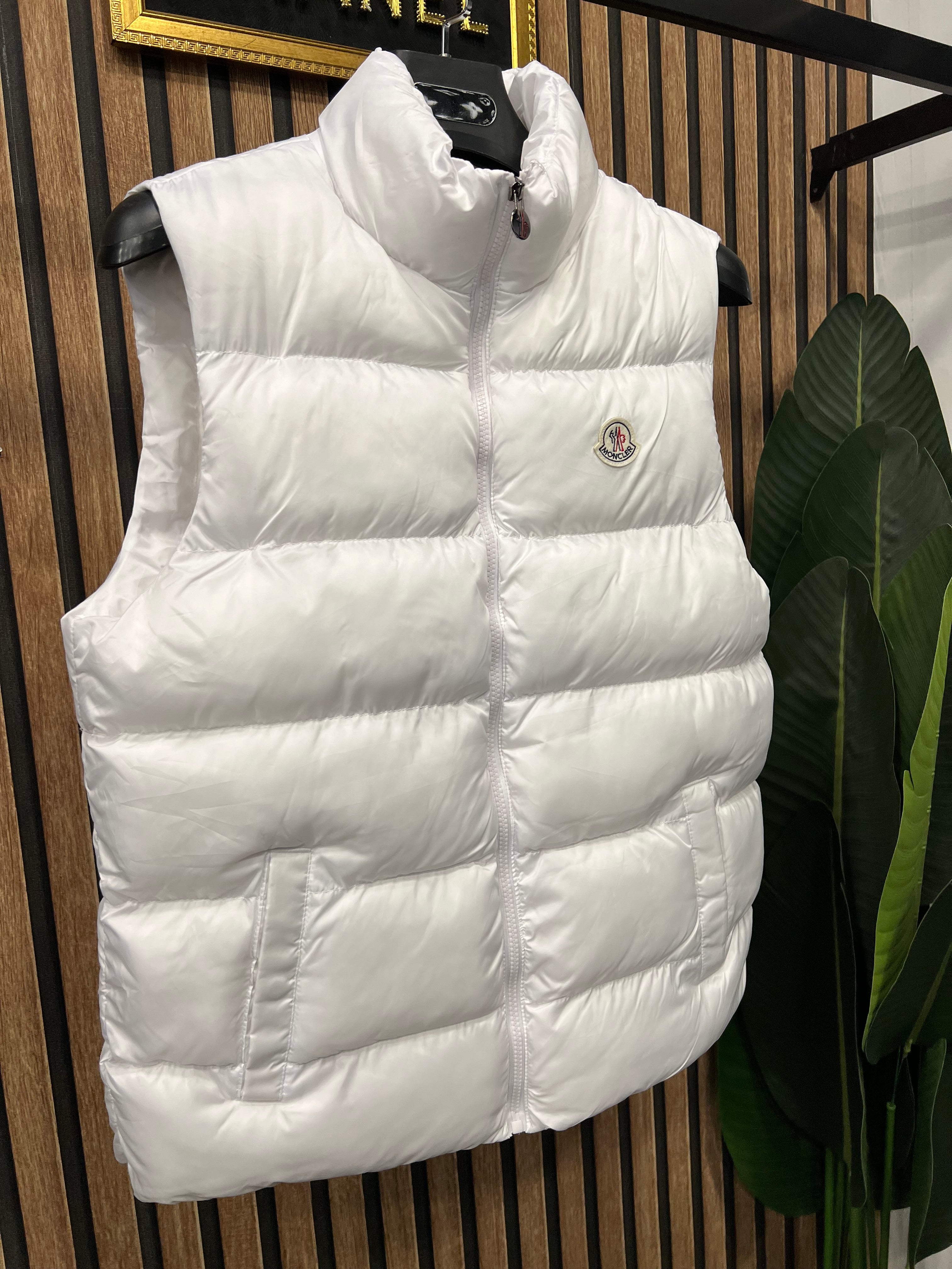 Αμάνικο Moncler white m-5443