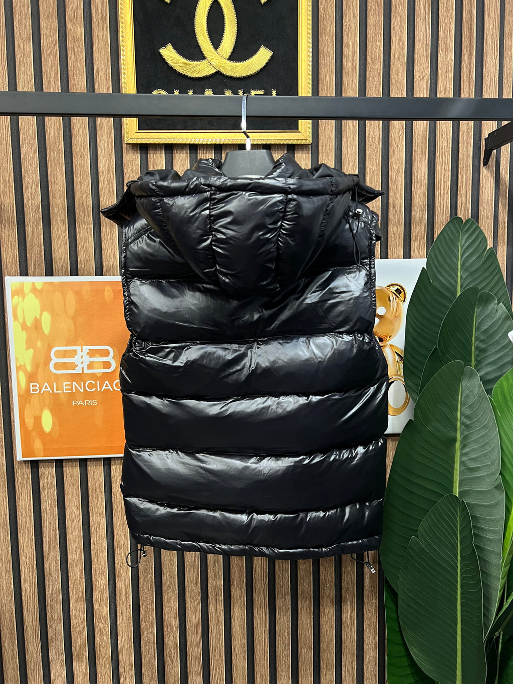 Moncler maya αμάνικο m-35