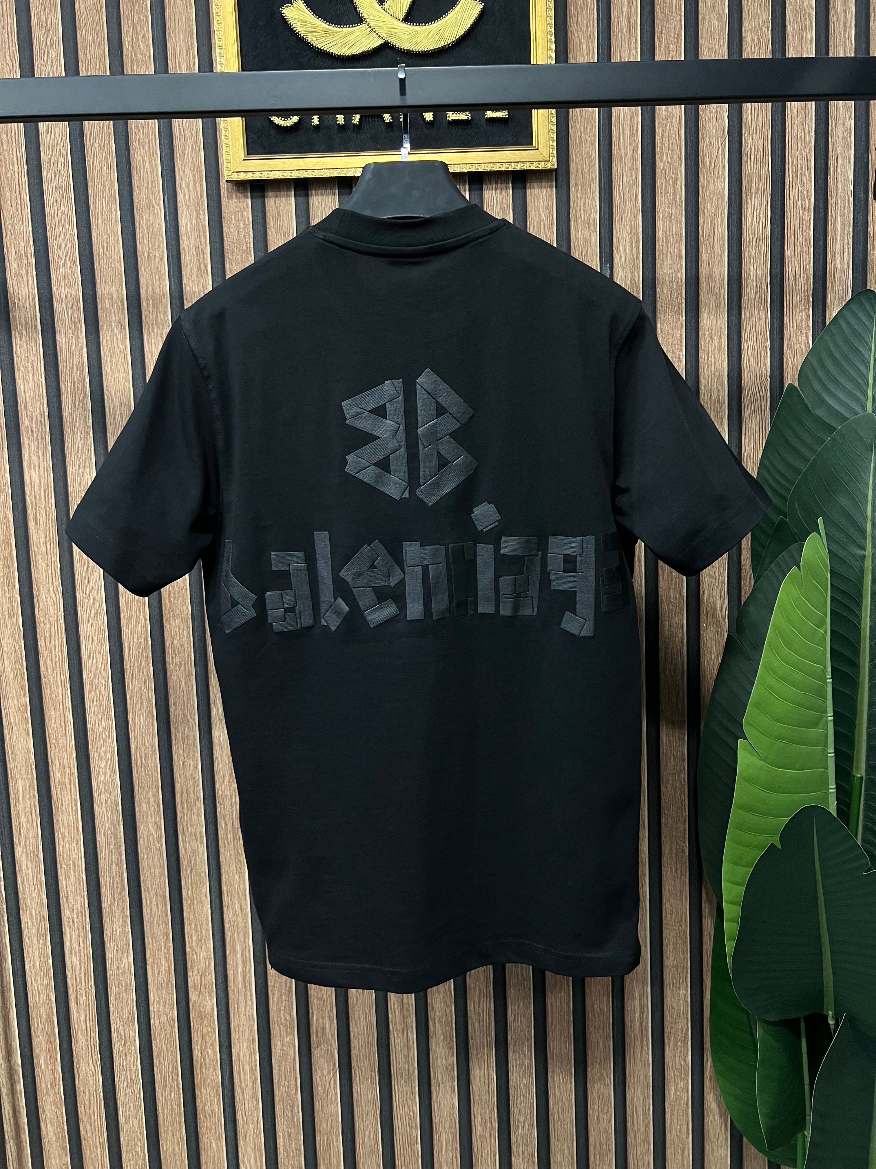 T-shirt Balenciaga b-1012