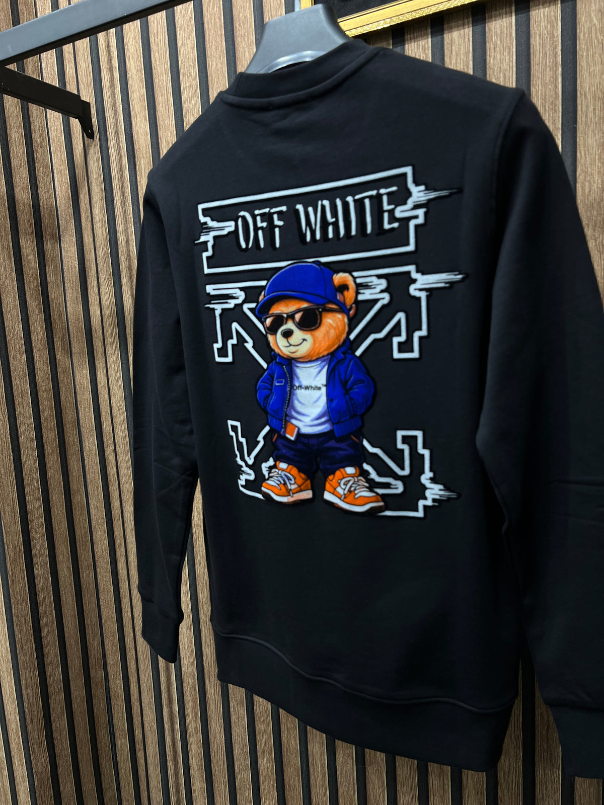 Off White bear o-0340