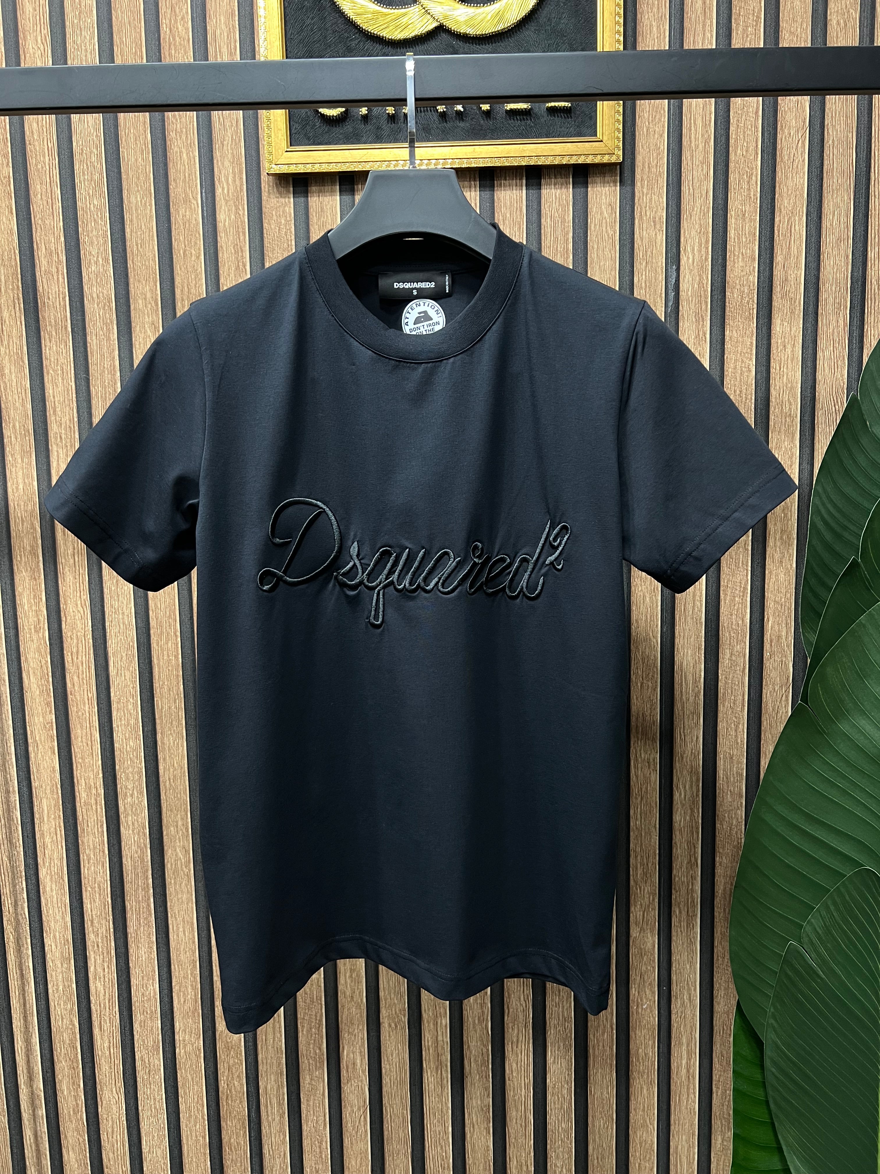 T-shirt Dsquared2 d-214