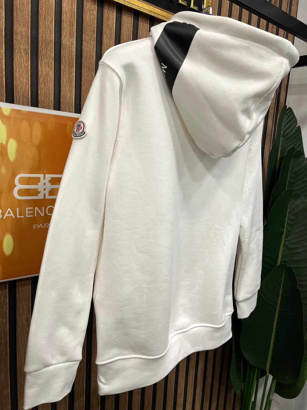 Moncler ζακέτα με επιγραφή στη κουκούλα m-402