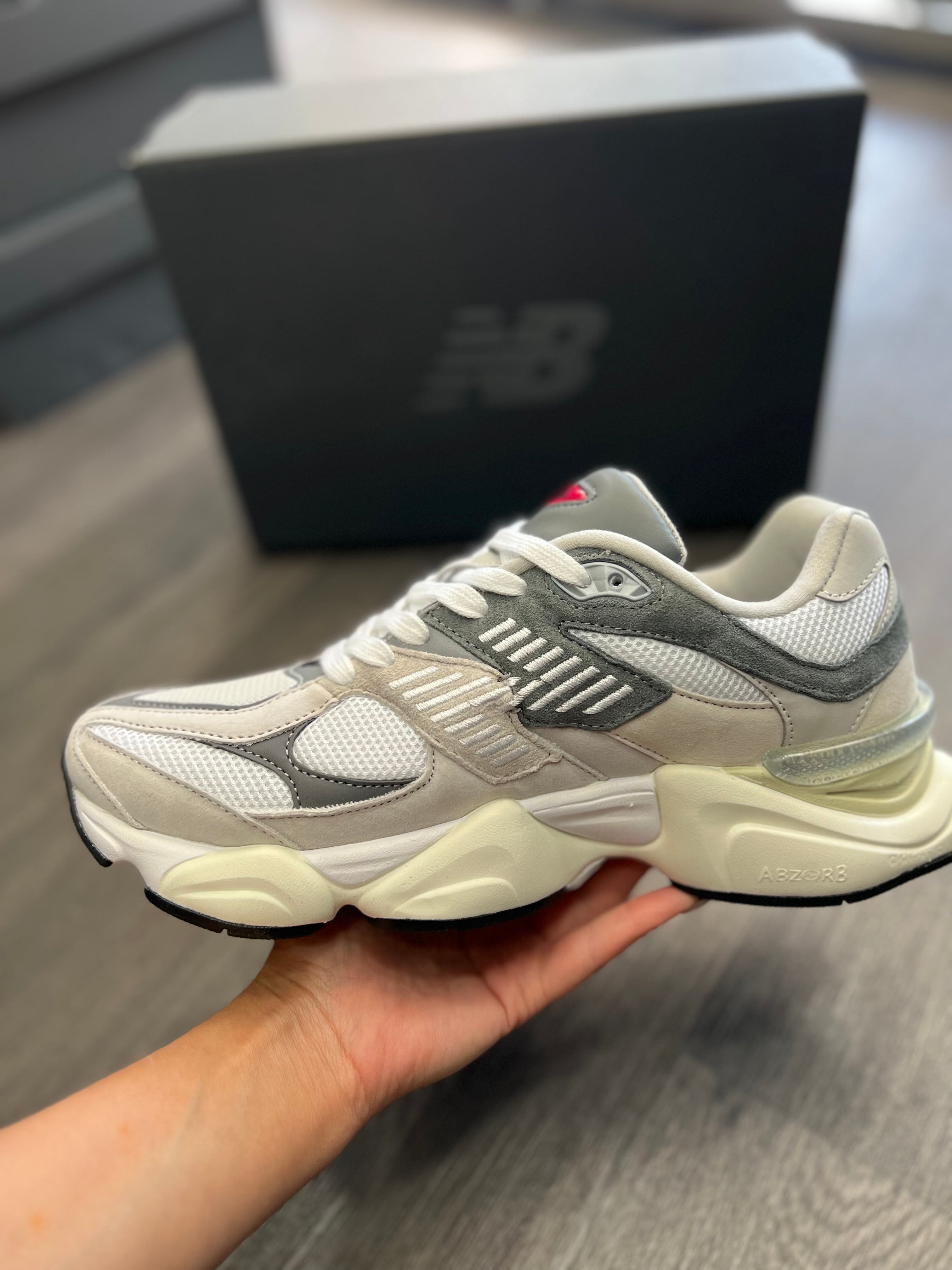 New balance 9060
