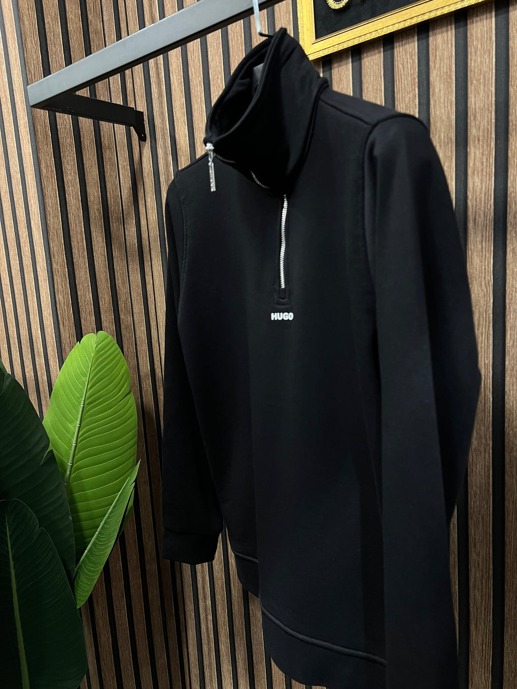 Hugo Boss μπλούζα με φερμουάρ στο γιακά h-020