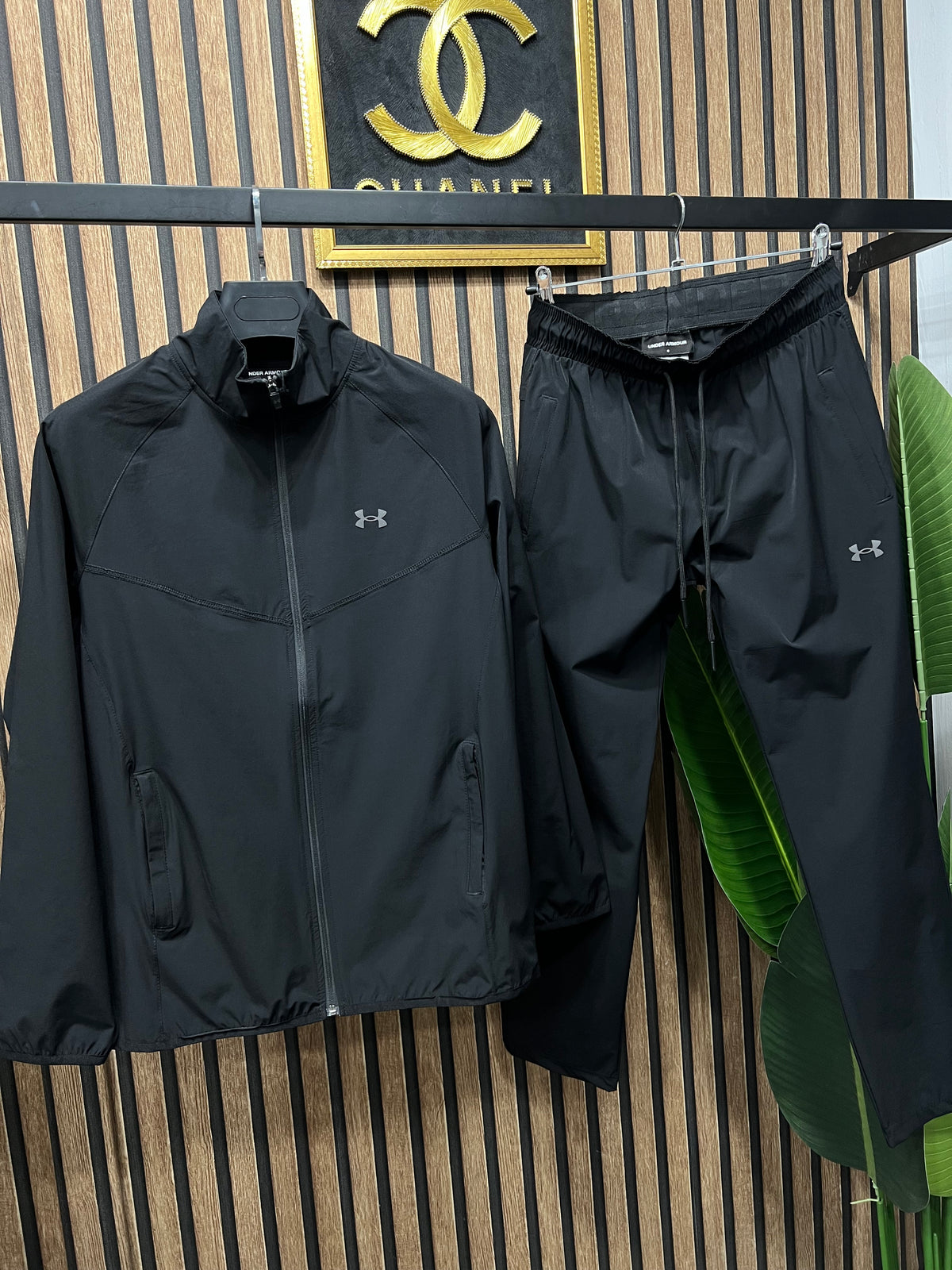 Under Armour σετ αντιανεμικό u-7655