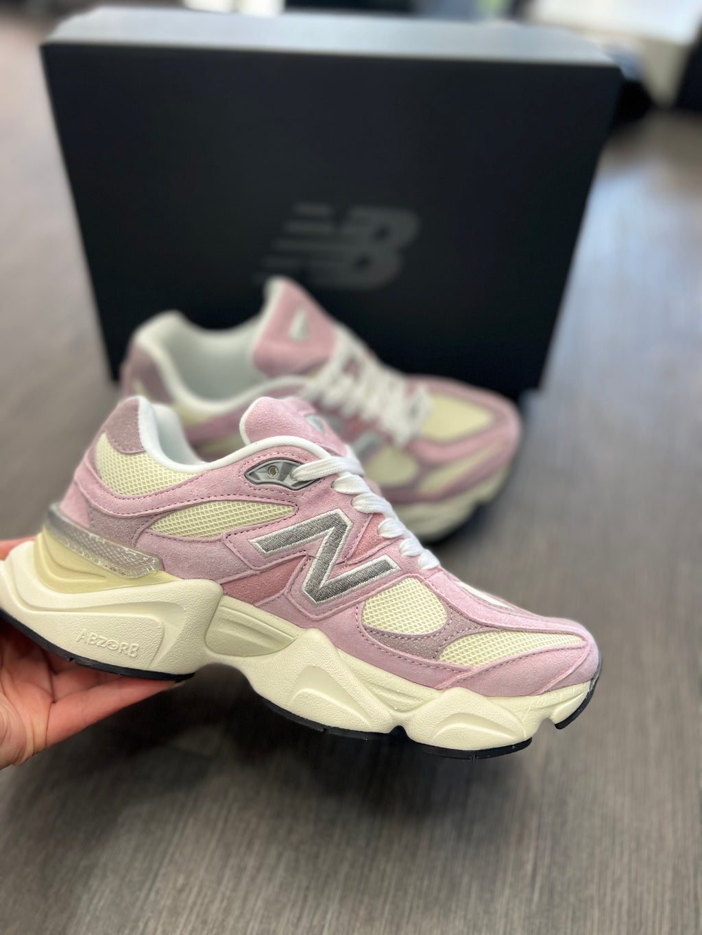 New balance 9060