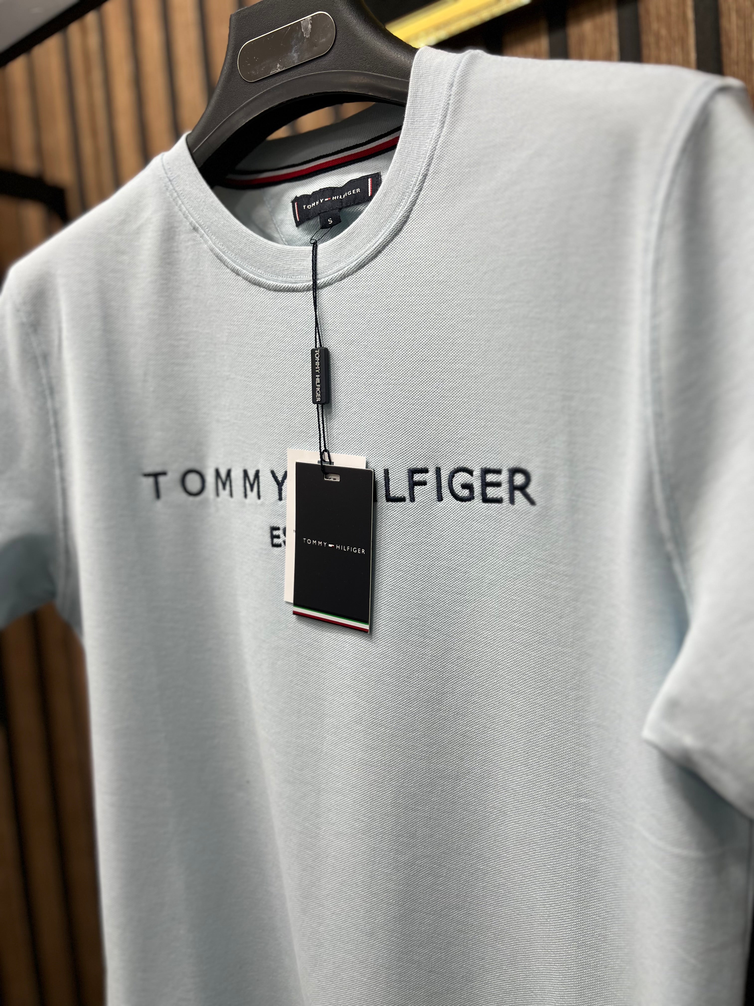 T-shirt Tommy Hilfiger t-3006