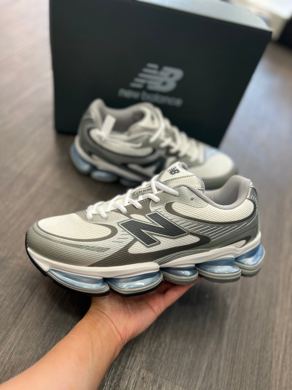 New balance 2000