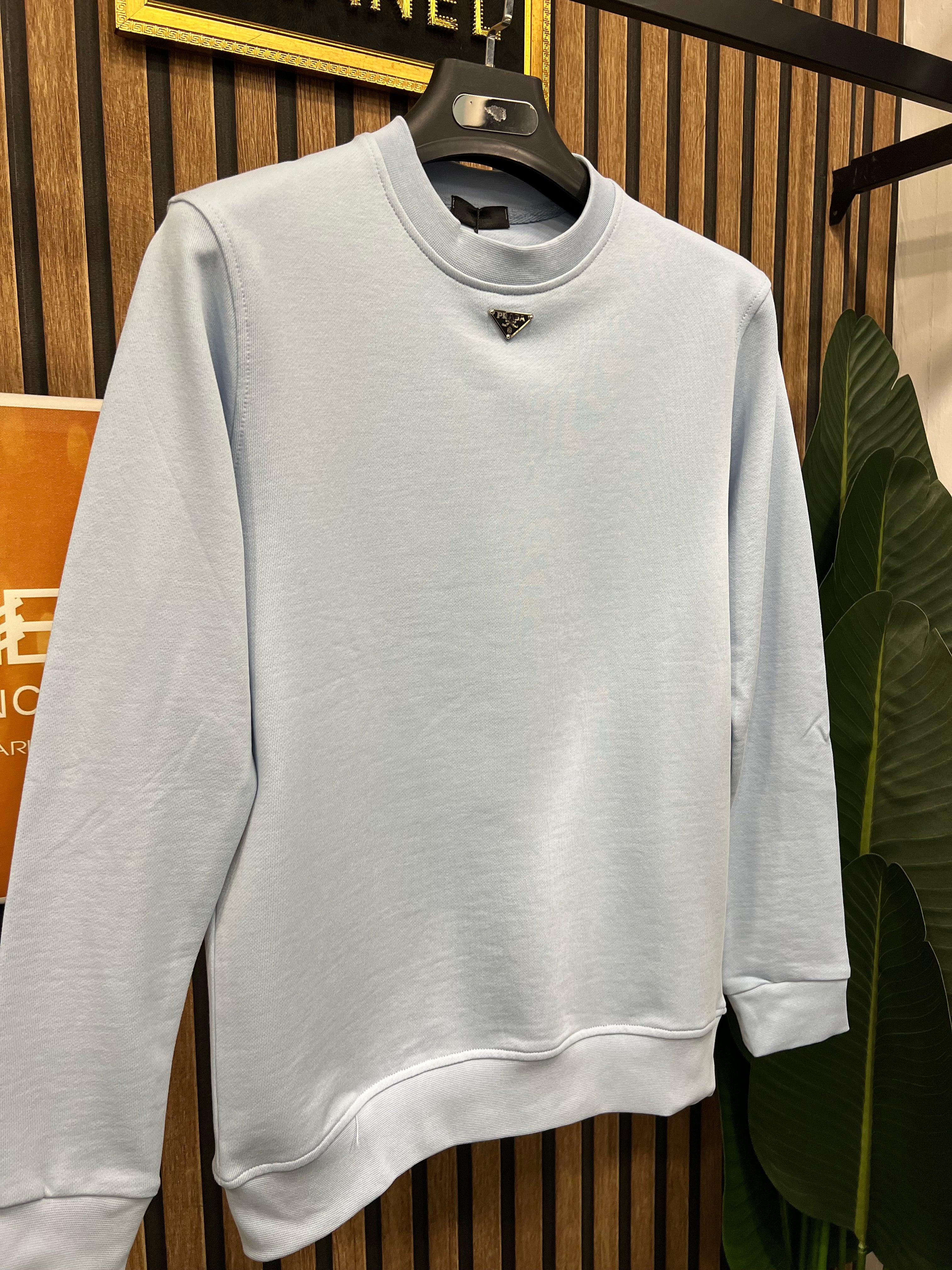 Prada φούτερ baby blue p-309