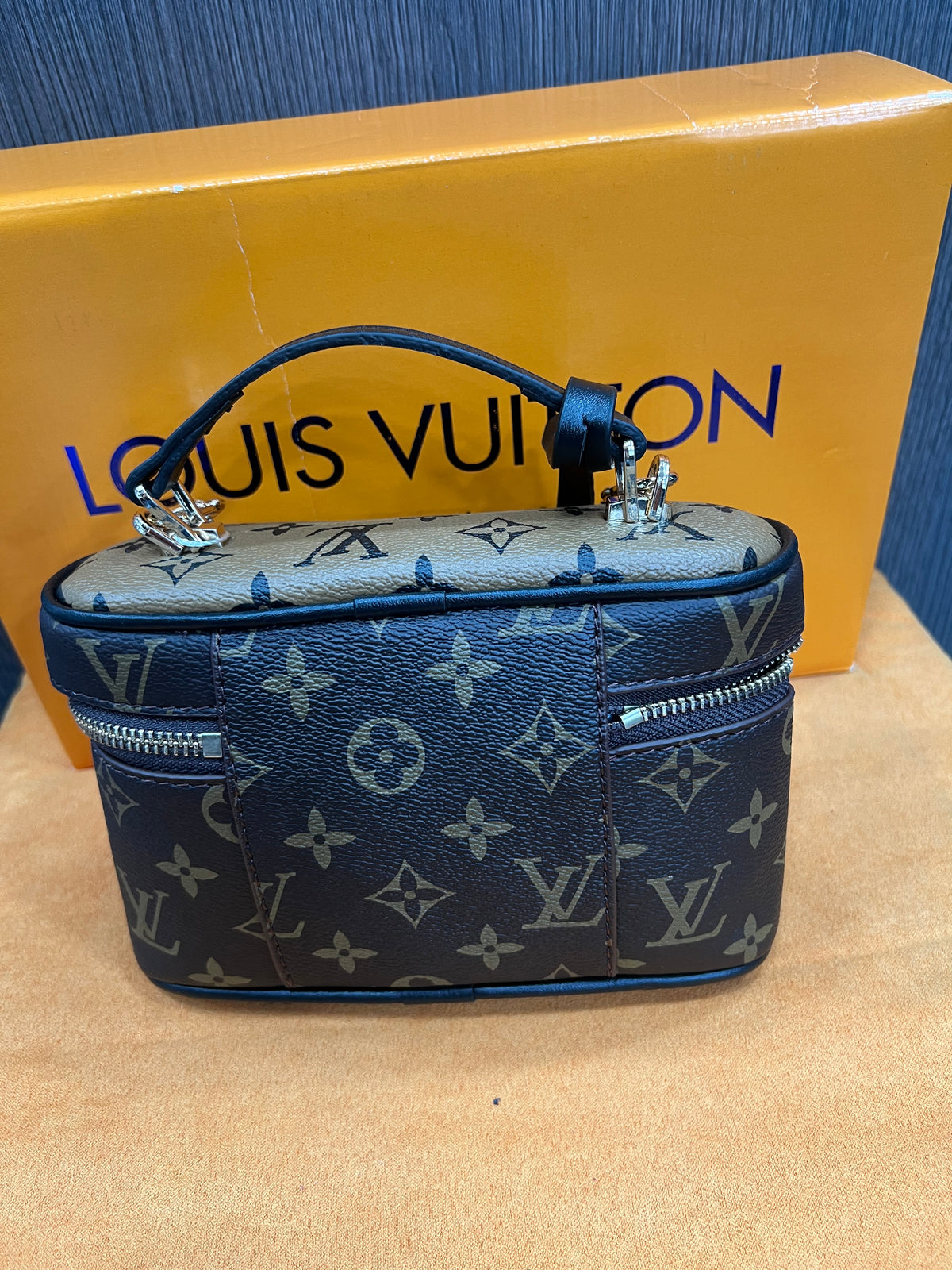 Τσάντα Louis Vuitton vanity pm monogram L-0440