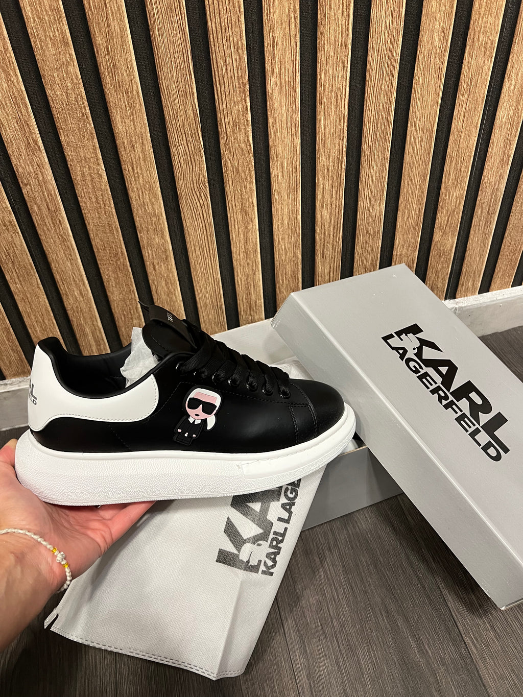 Sneakers  Karl Lagerfeld  k-105