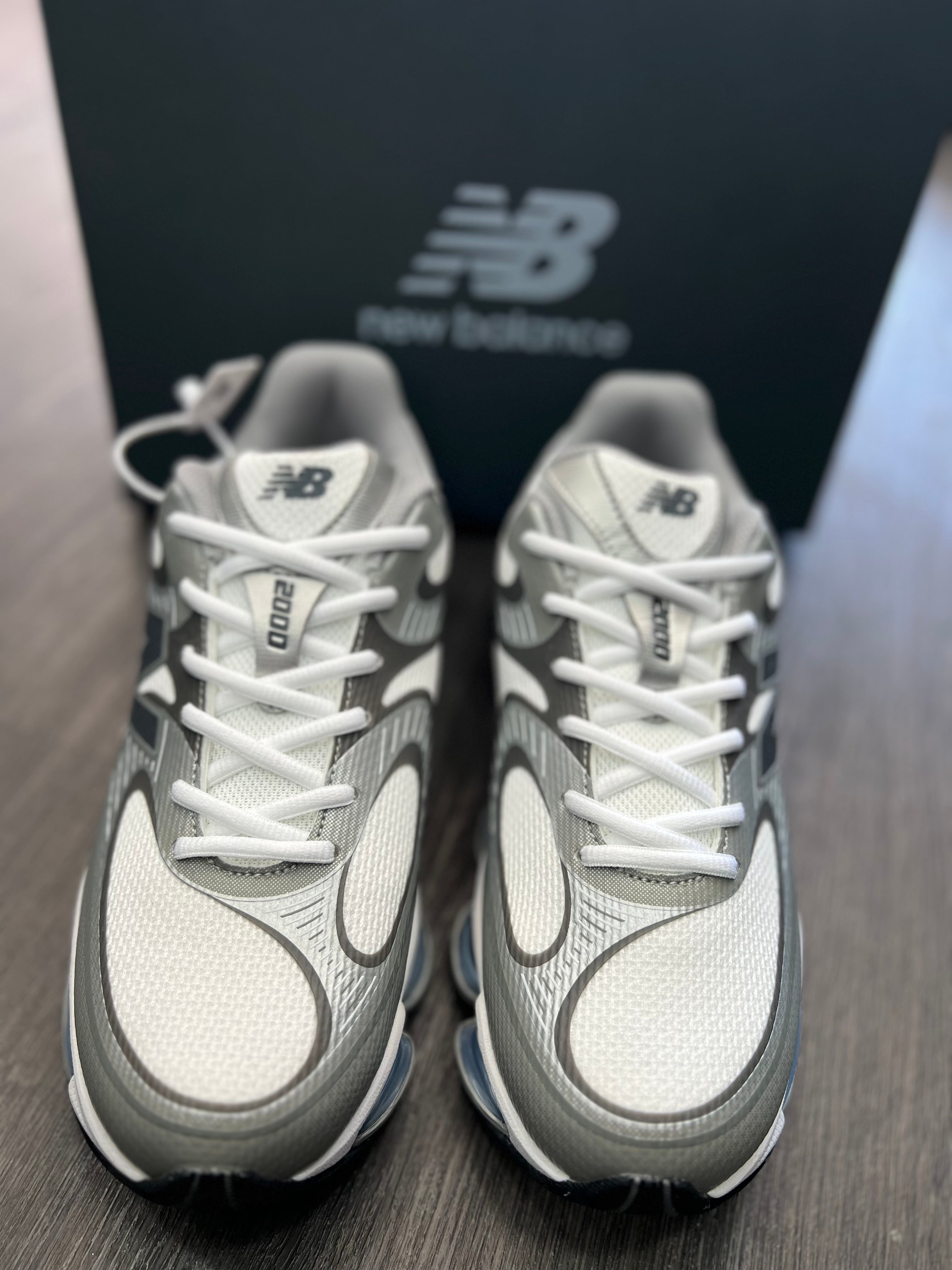 New balance 2000