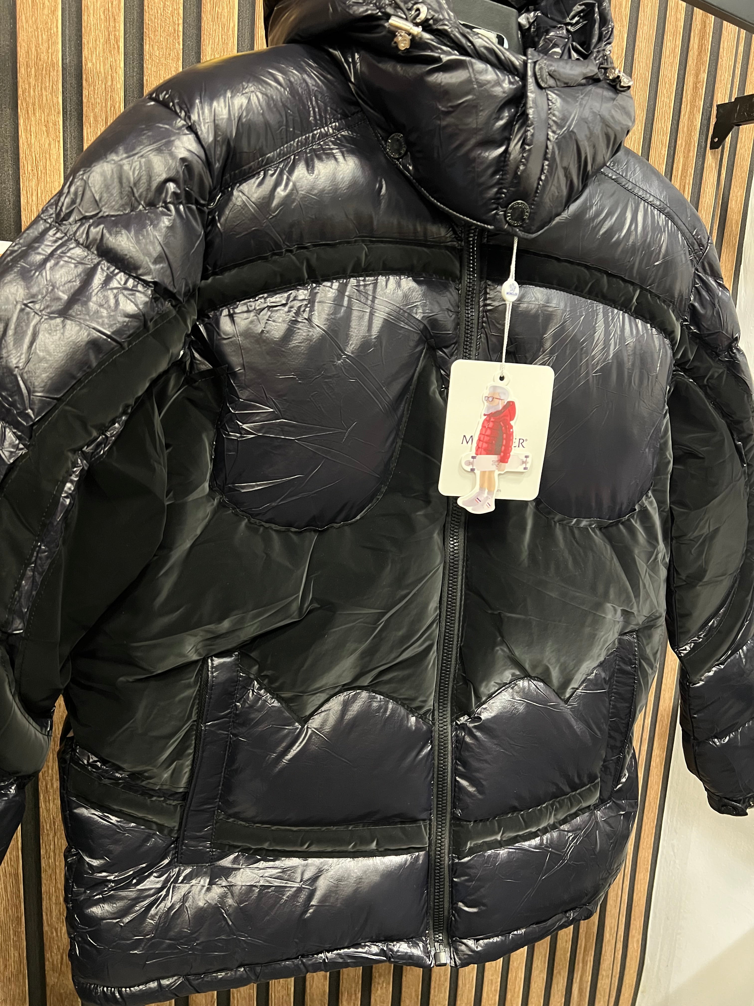 Moncler jacket Batman m-39
