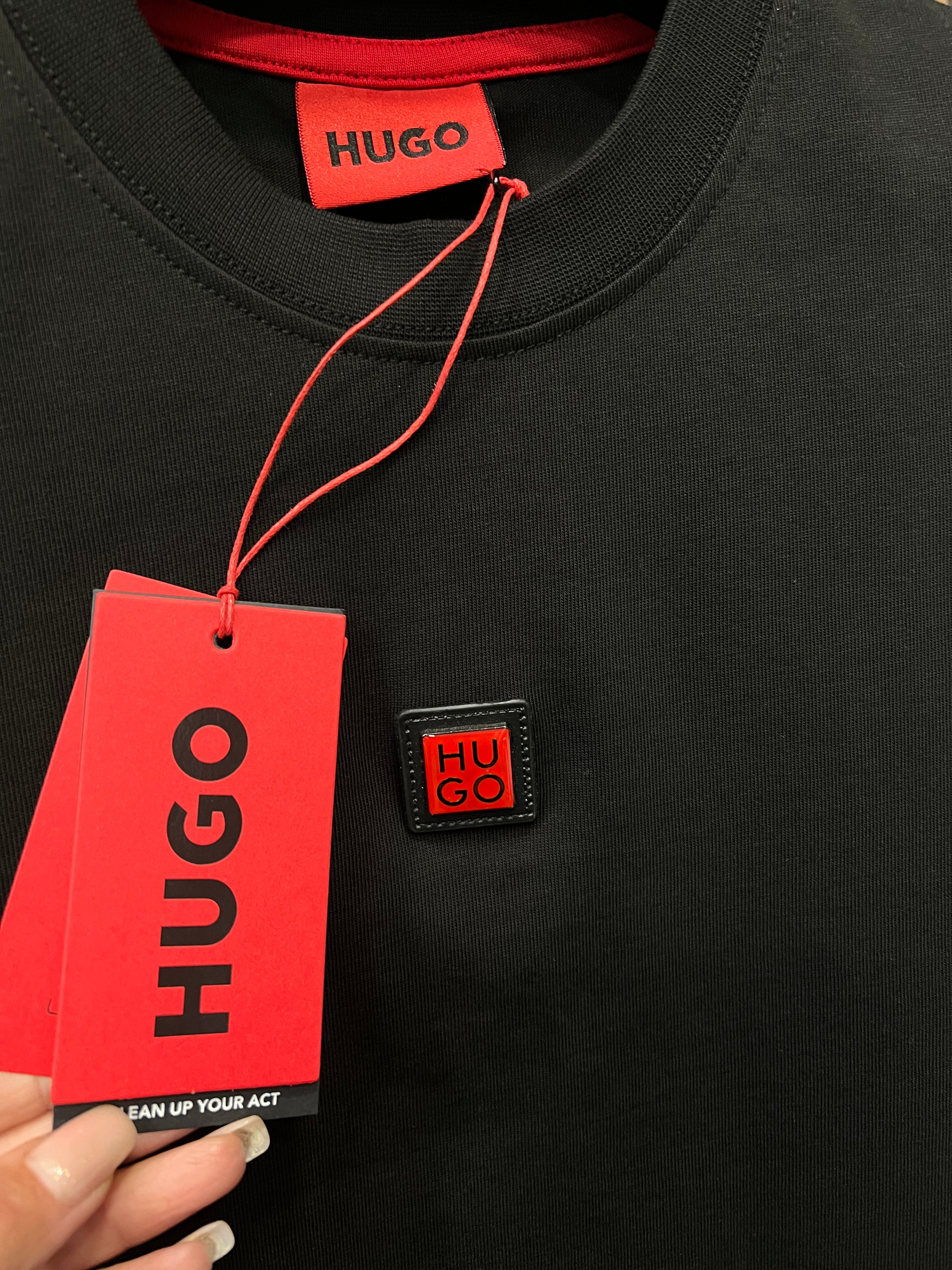T-shirt Hugo Boss h-1005