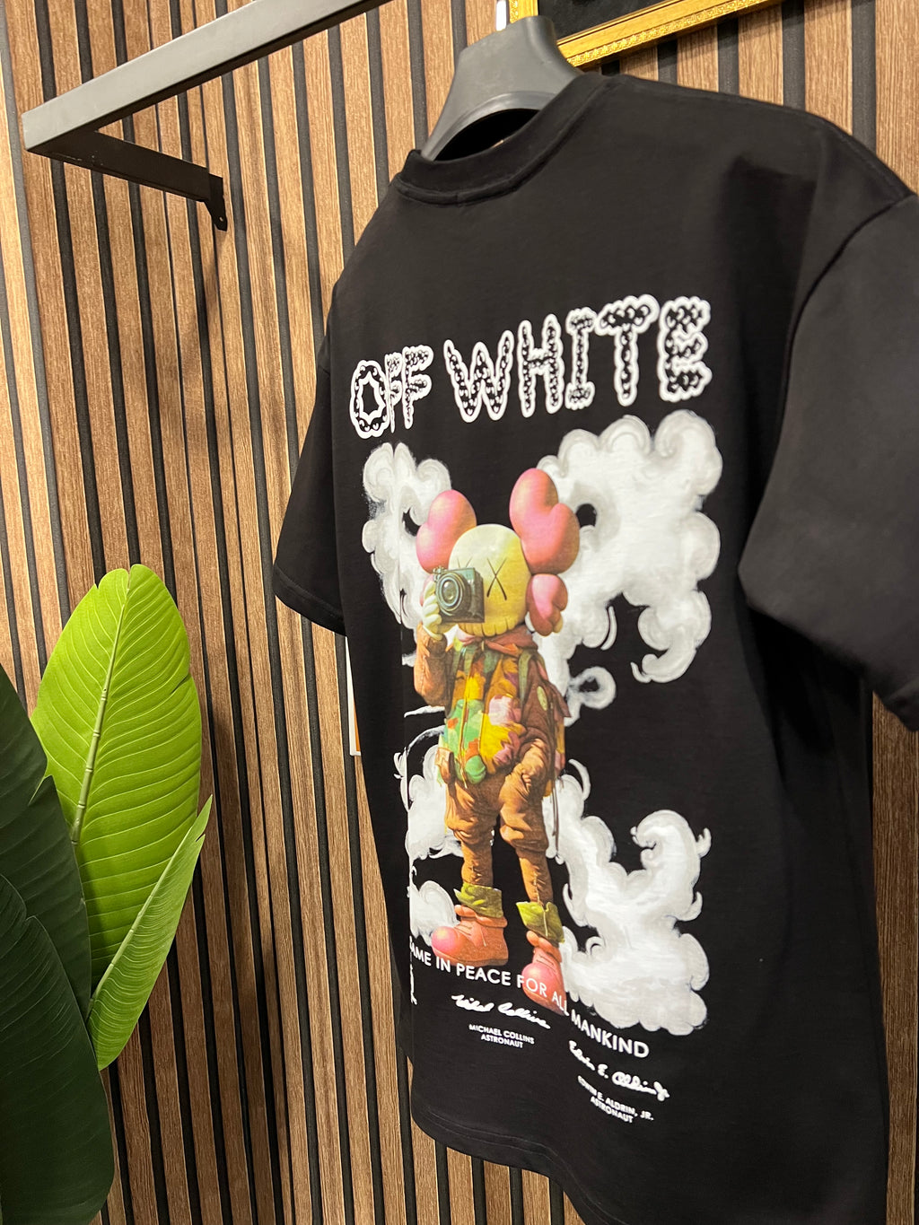 T-shirt Off White kaws o-180