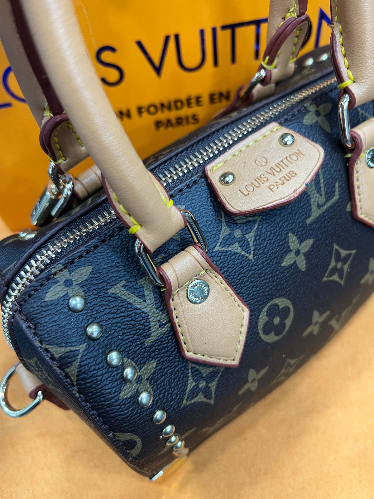 Τσάντα Louis Vuitton  Speedy Trunk 20 monogram L-0550