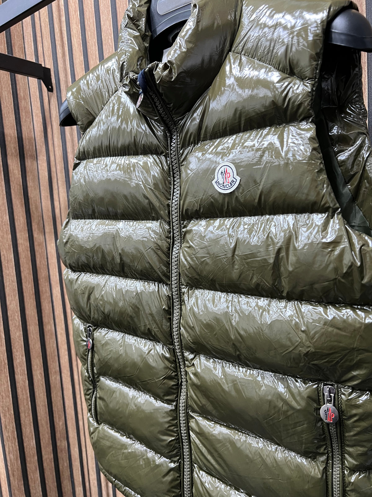 Moncler αμάνικο χακί m-0023