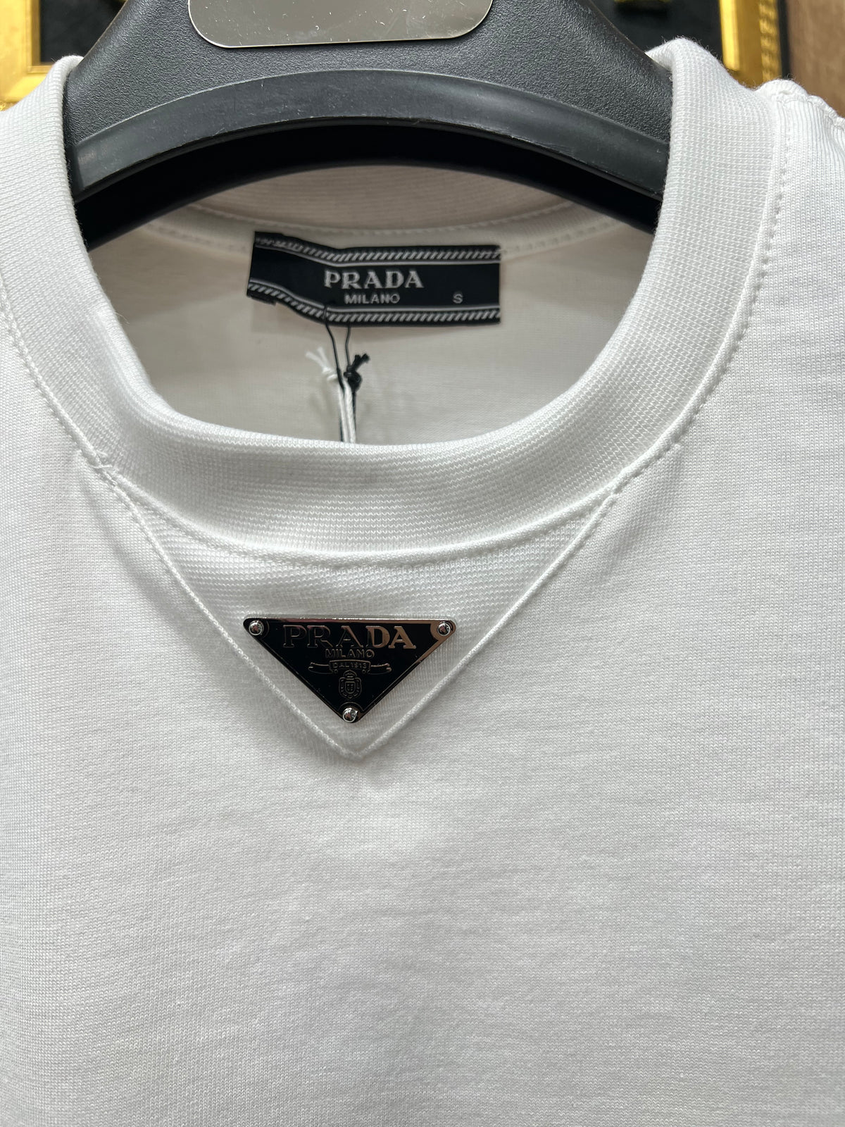 T-shirt Prada p-007